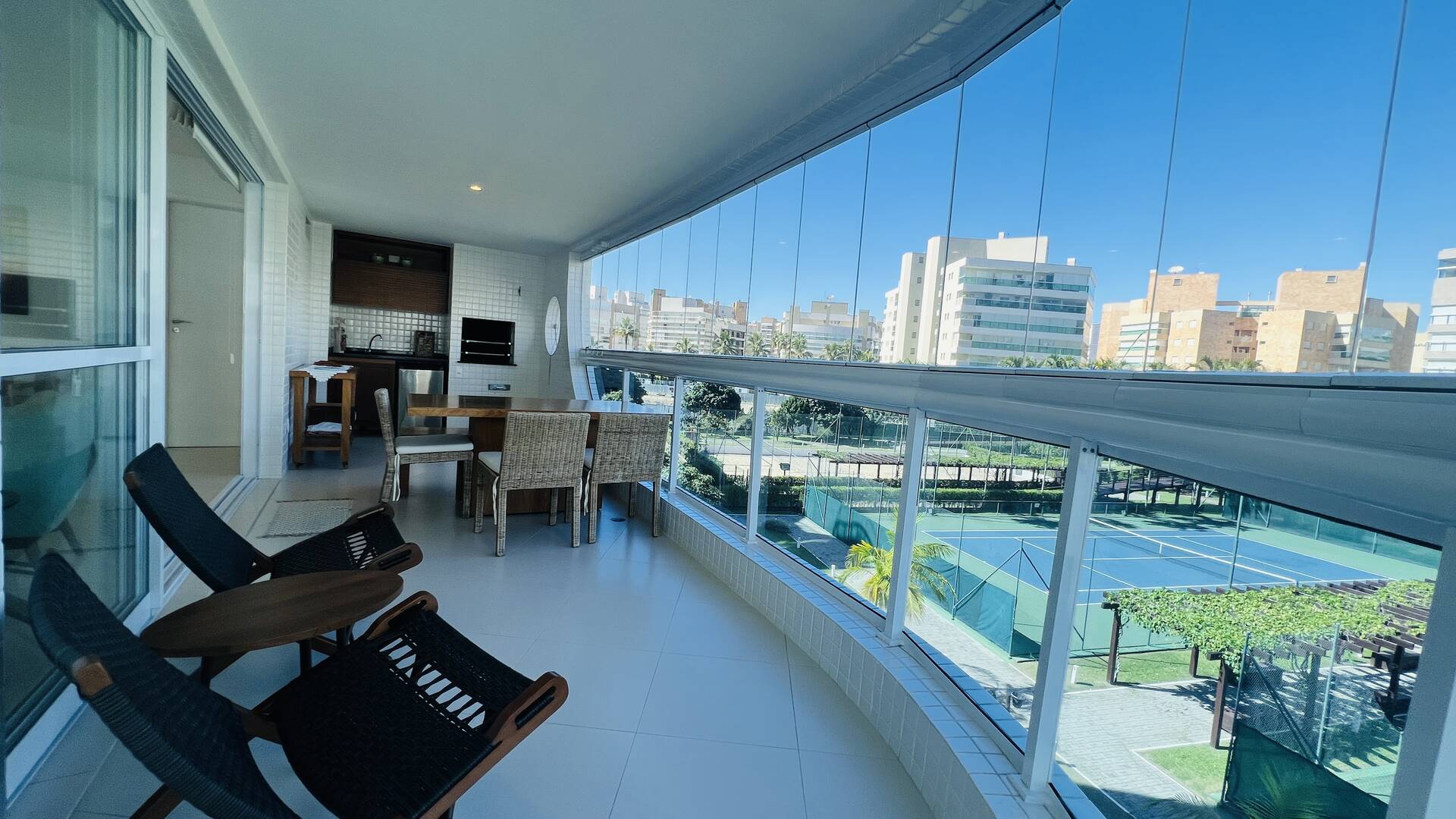 Apartamento com 3 suítes à venda, 140m² por R$ 4.500.000 - Módulo 07