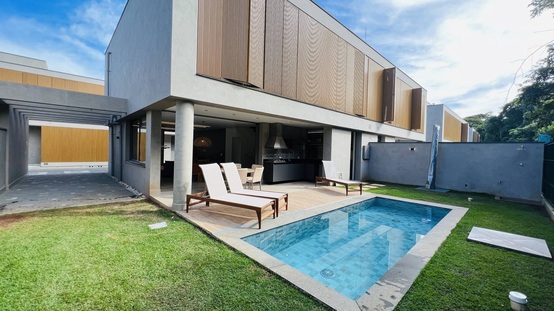 Casa de Condomínio à Venda na Riviera de São Lourenço - Módulo 12
