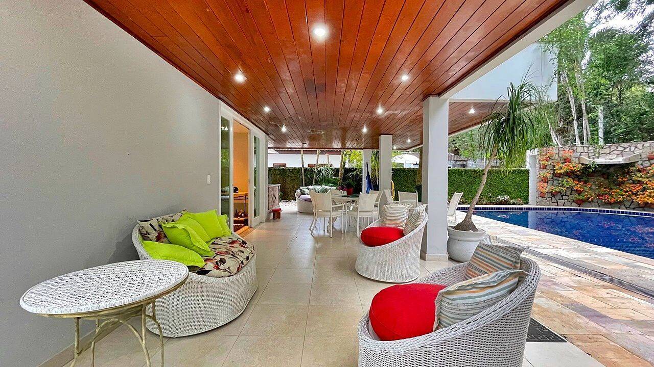 Casa com 4 dormitórios à venda, 480 m² por R$ 7.200.000,00 - Riviera
