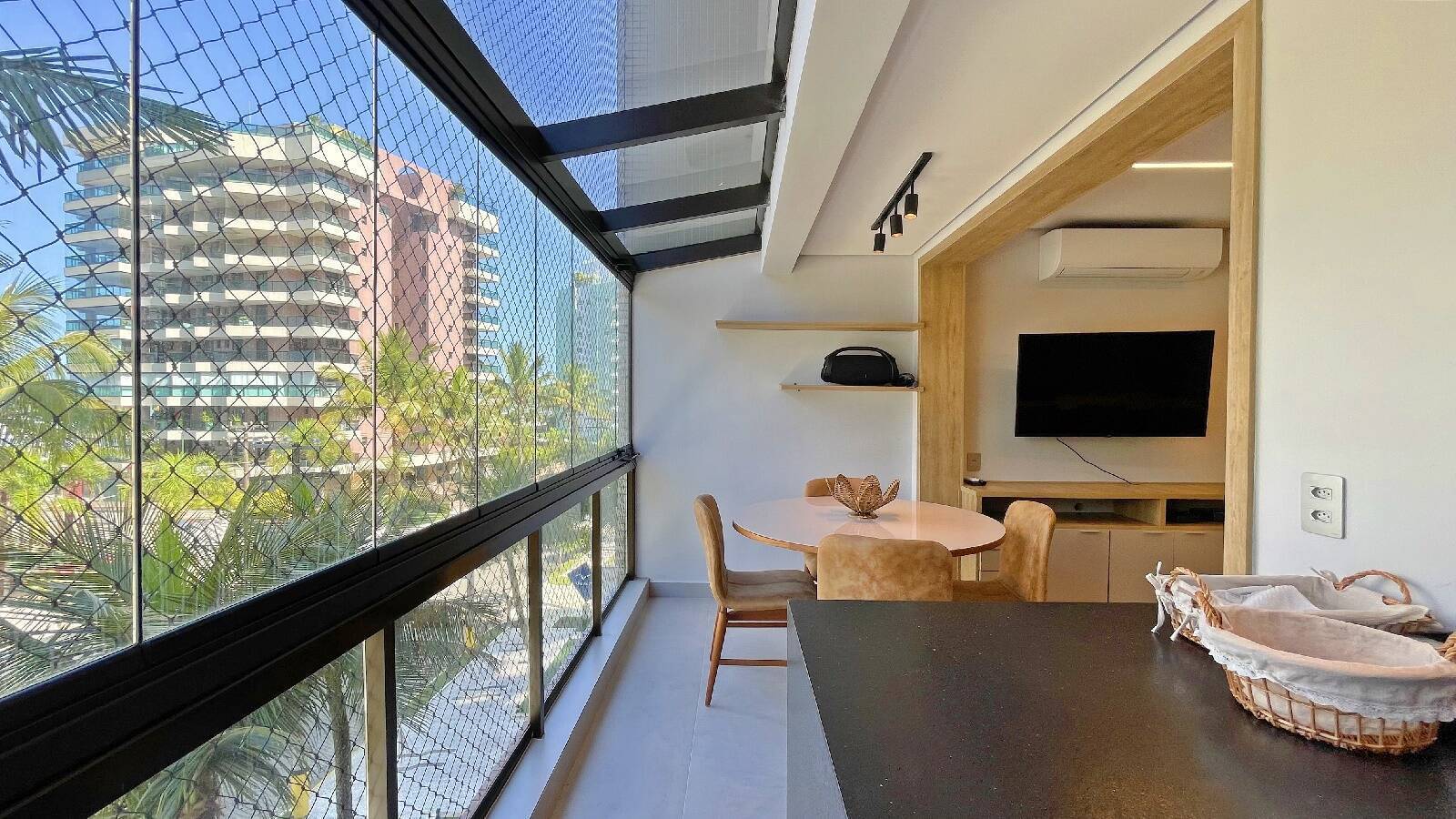 Apartamento à venda com 3 quartos, 92m² - Foto 1