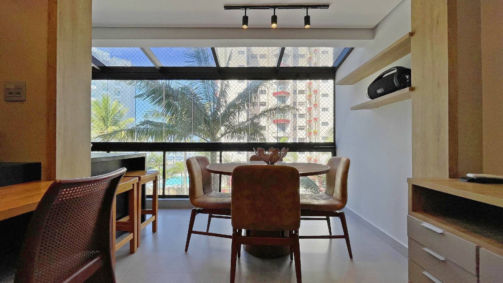 Apartamento à venda com 3 quartos, 92m² - Foto 4
