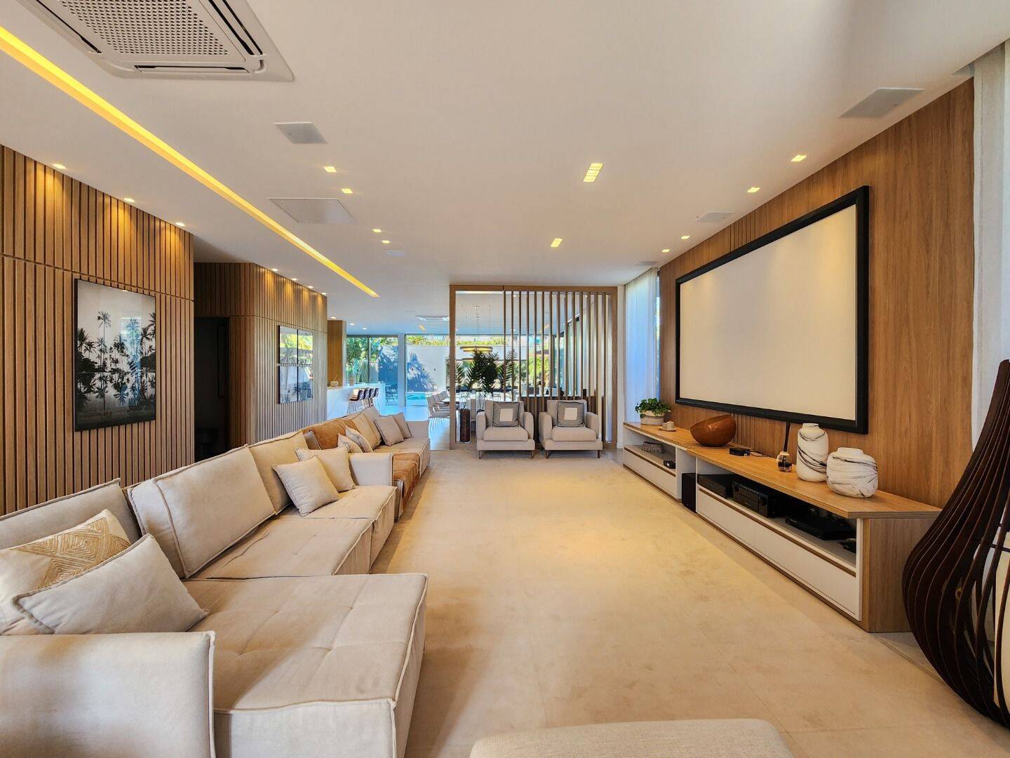 Casa, 6 quartos, 600 m² - Foto 1