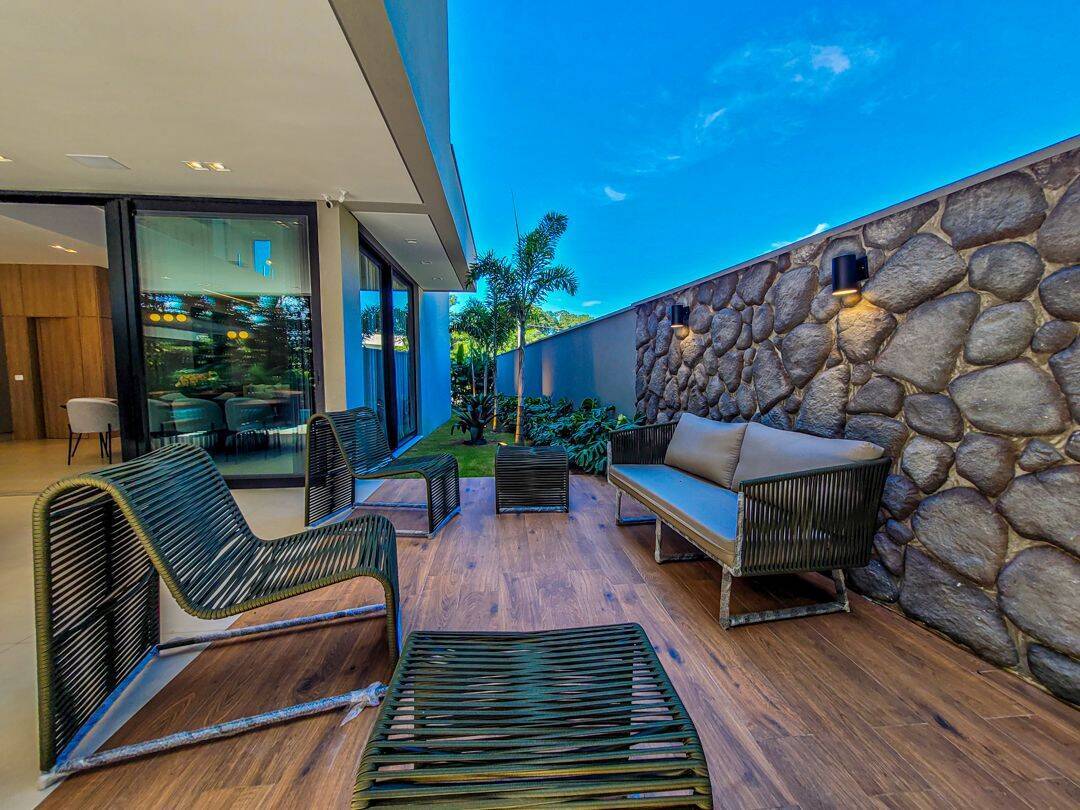 Casa à venda com 5 quartos, 400m² - Foto 8