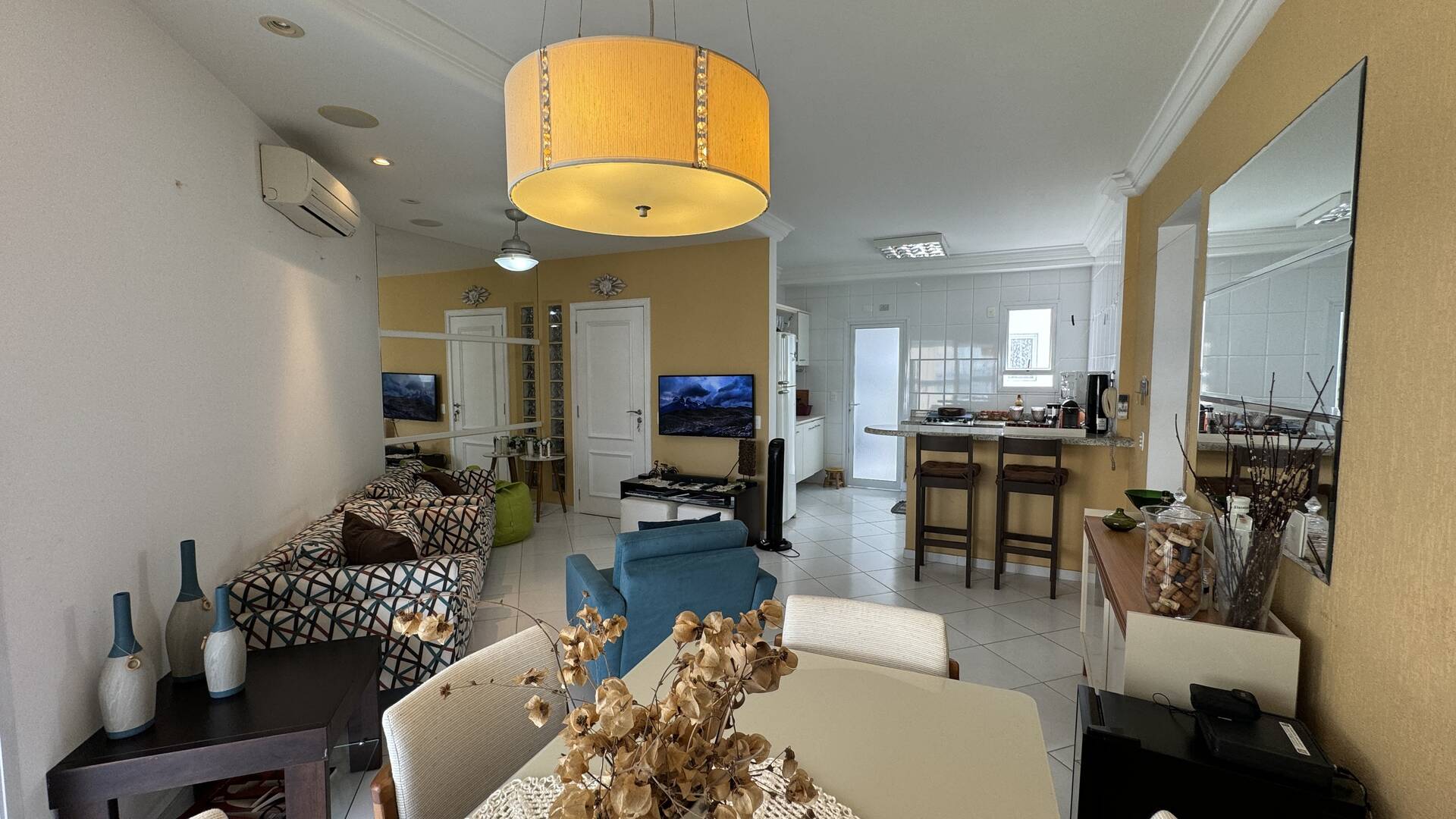 Apartamento Decorado de 3 Dormitórios na Riviera de São Lourenço