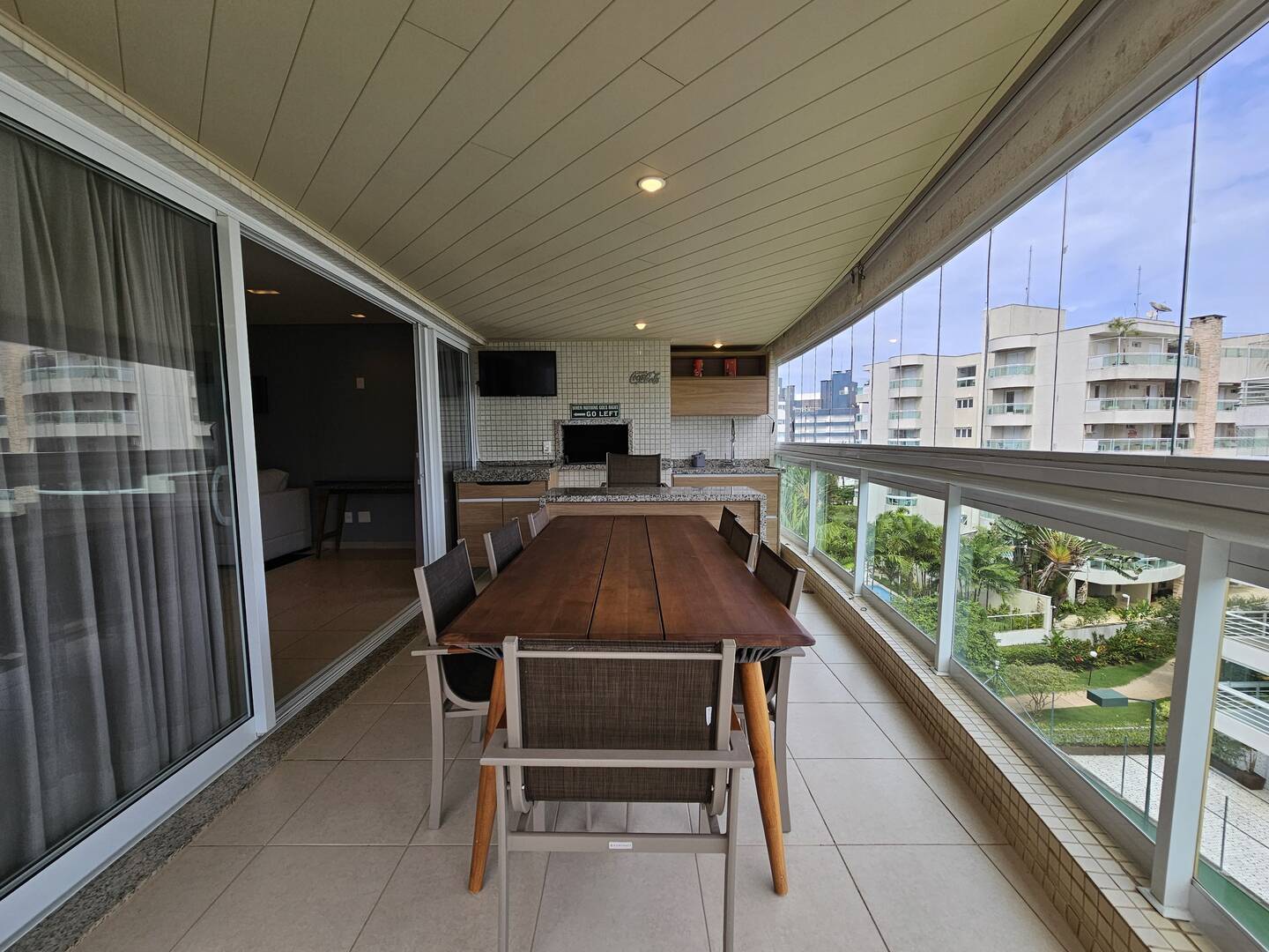 *Apartamento de Luxo em Riviera de São Lourenço - Módulo 02