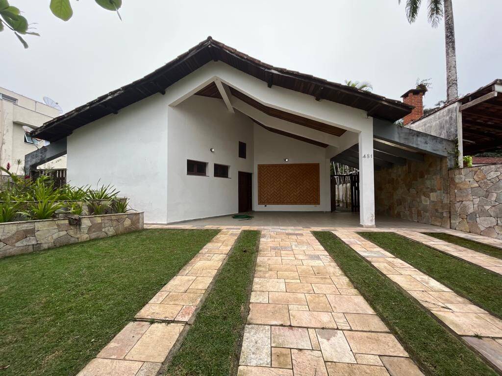 *Viva o Paraíso na Riviera de São Lourenço! Casa à Venda no Módulo 22*