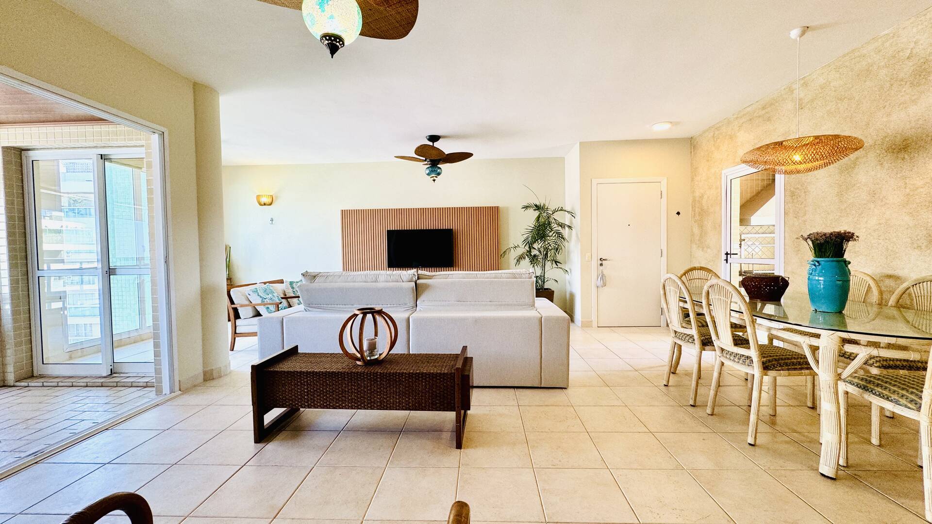 Apartamento, 3 quartos, 193 m² - Foto 2