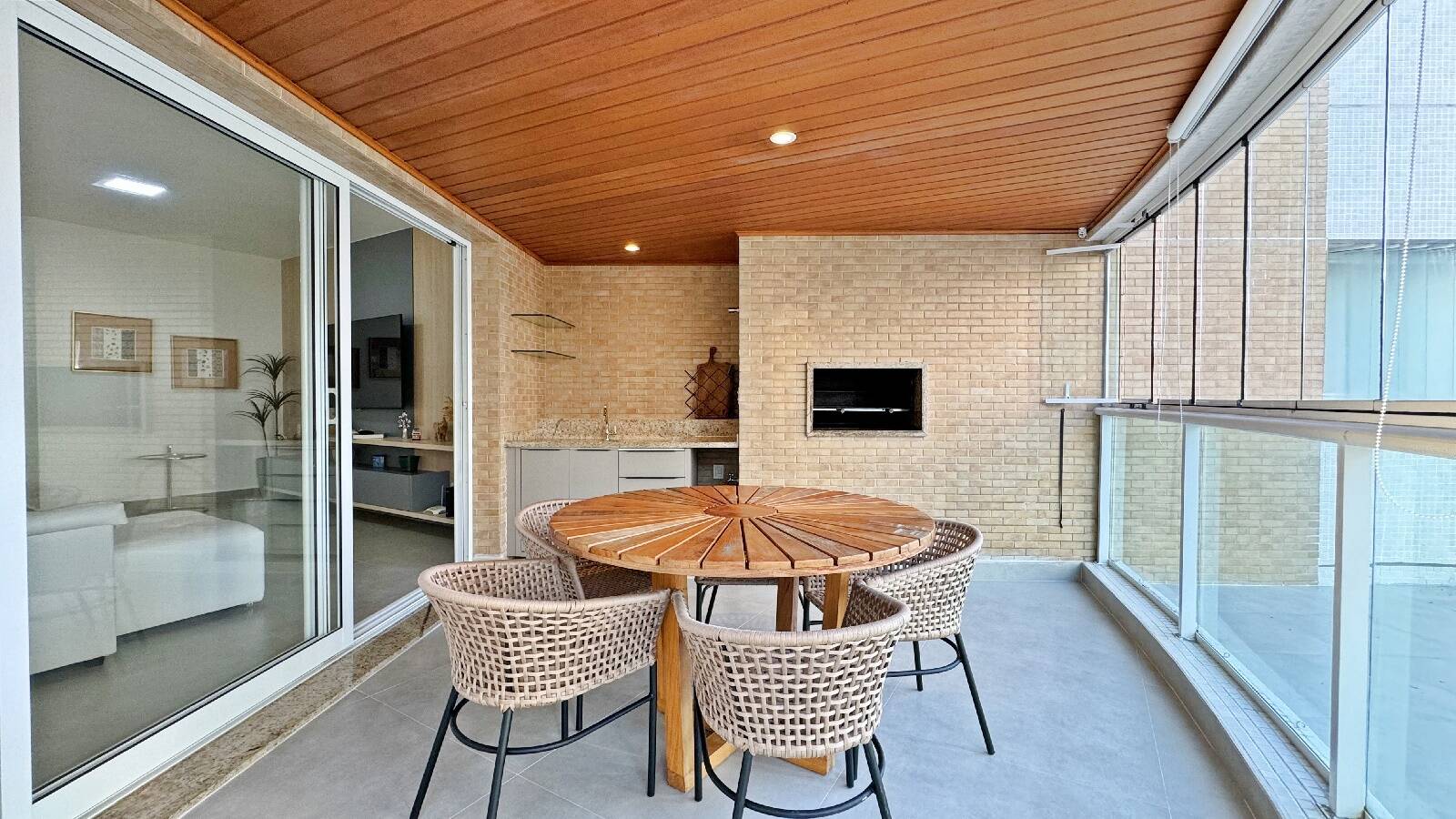 Apartamento, 3 quartos, 156 m² - Foto 2