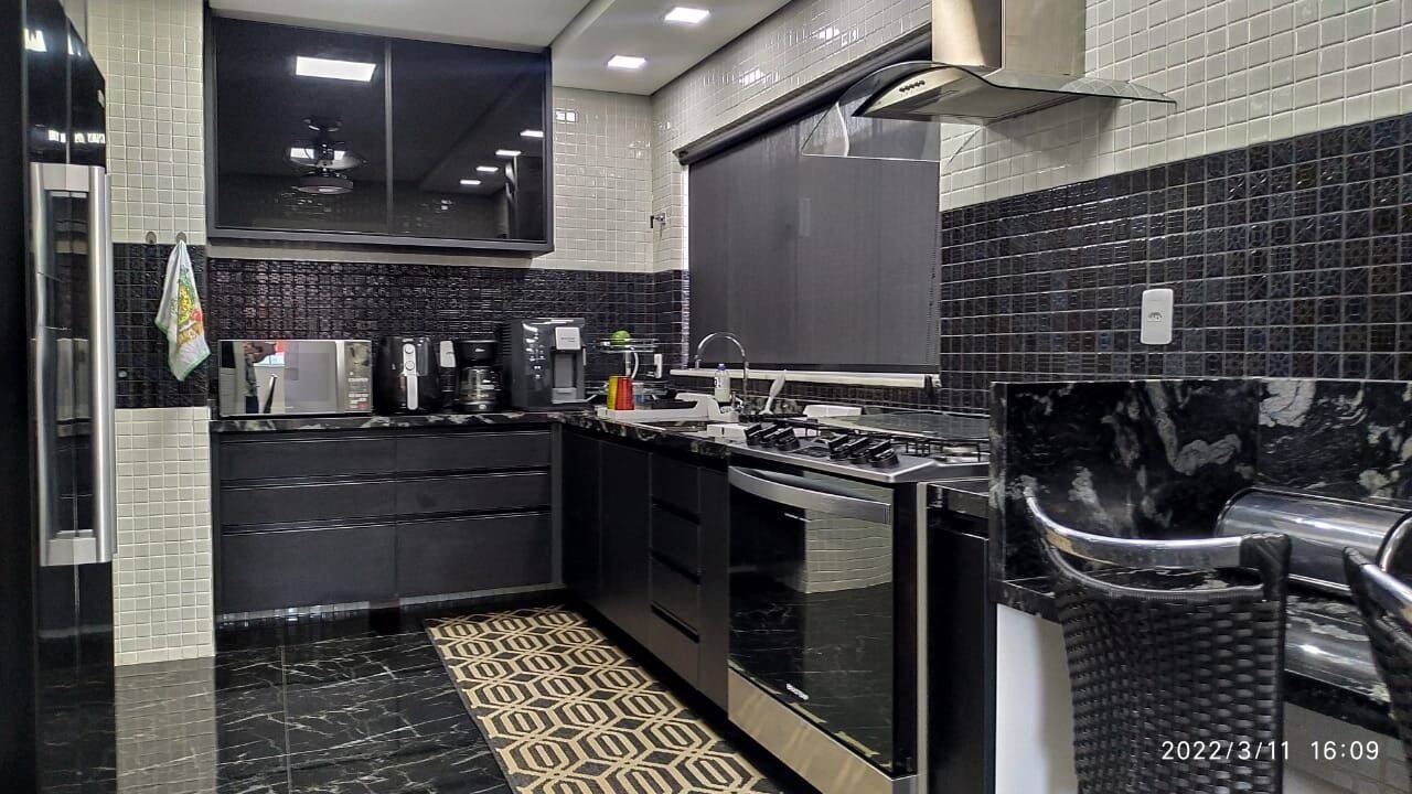 Casa, 5 quartos, 200 m² - Foto 10