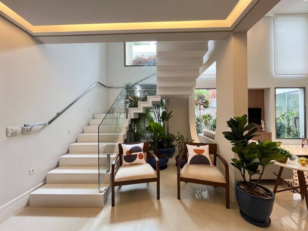 Casa à venda com 7 quartos, 485m² - Foto 4