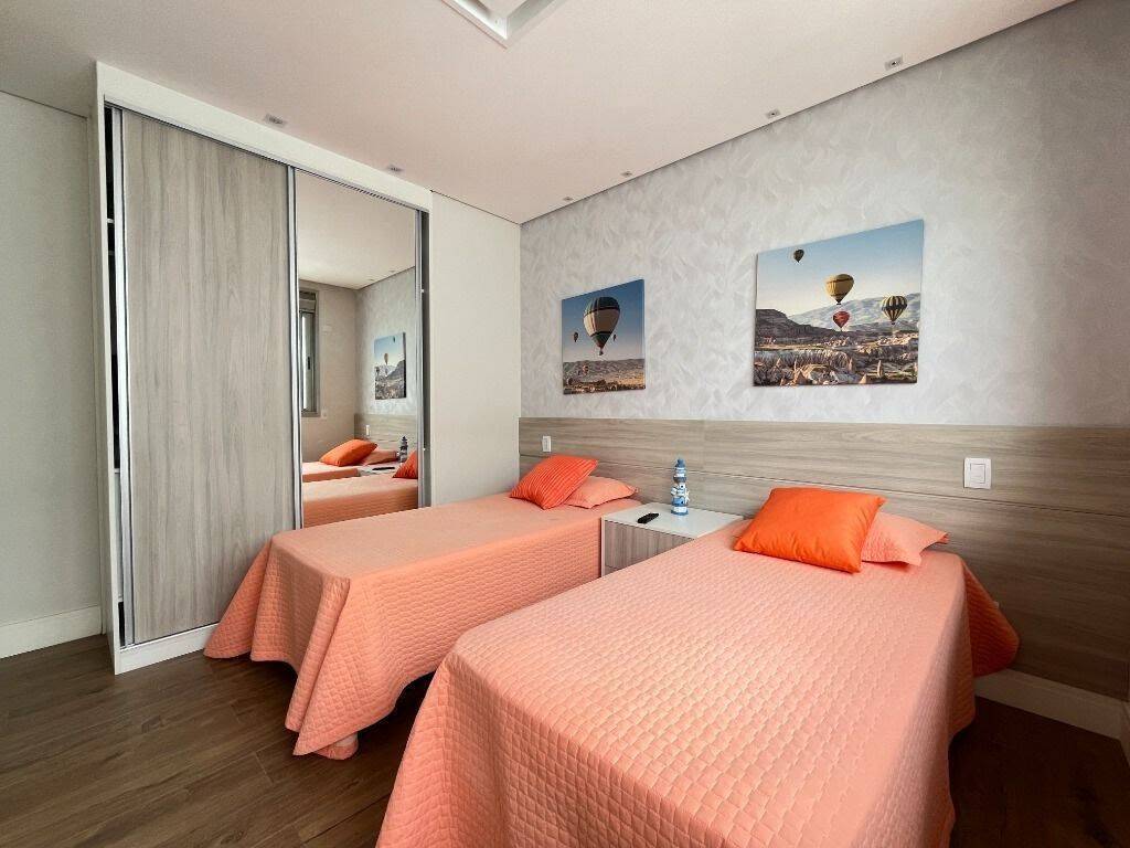 Casa à venda com 7 quartos, 485m² - Foto 23