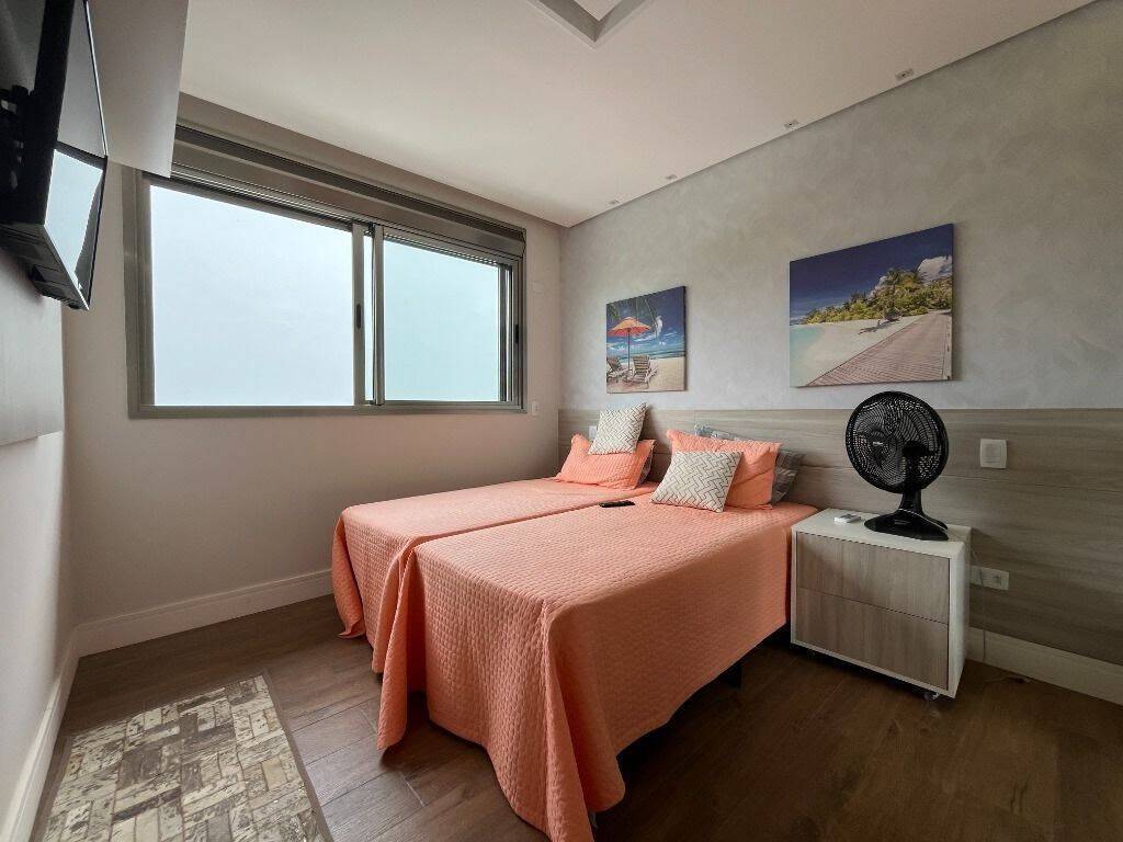 Casa à venda com 7 quartos, 485m² - Foto 25