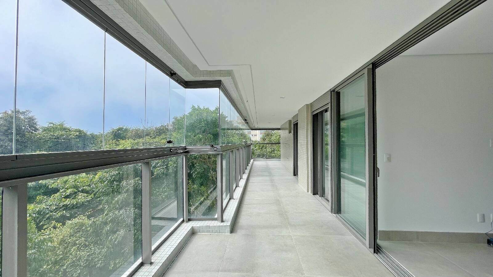 Apartamento à venda Riviera de São Lourenço Costa Dourada módulo 7