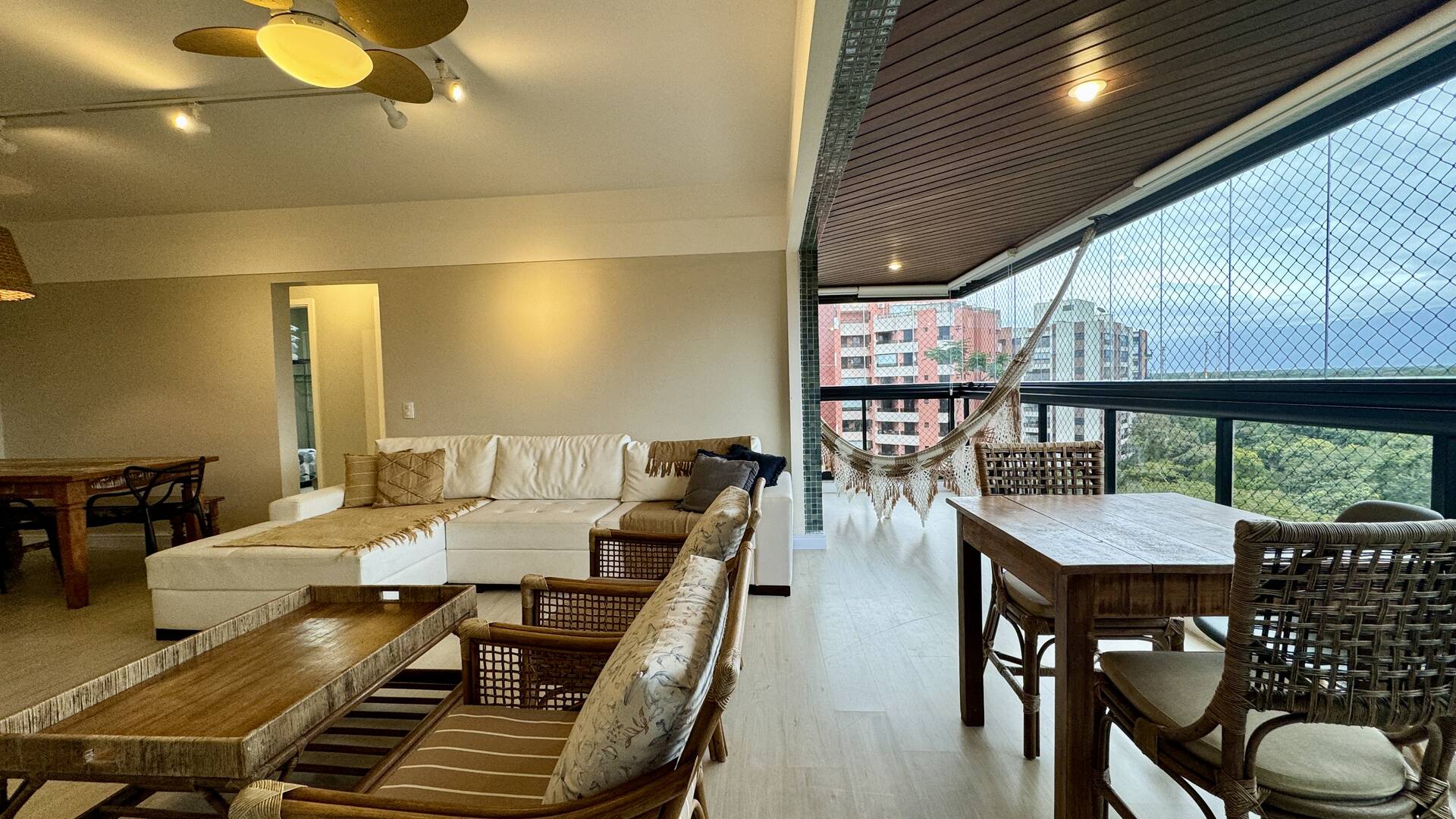 Apartamento, 3 quartos, 104 m² - Foto 2