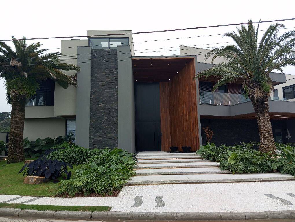 Casa com 8 dormitórios à venda, 926 m² por R$ 29.900.000,00 - Riviera