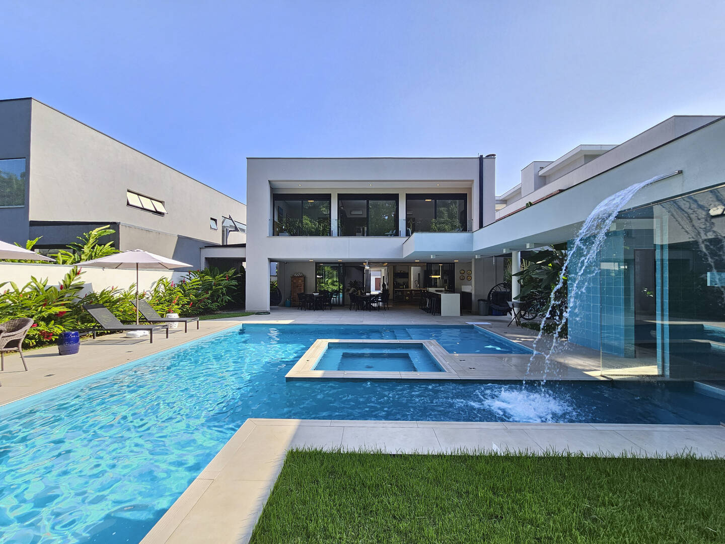 Casa com 5 dormitórios à venda, 635 m² por R$ 11.500.000,00 - Riviera