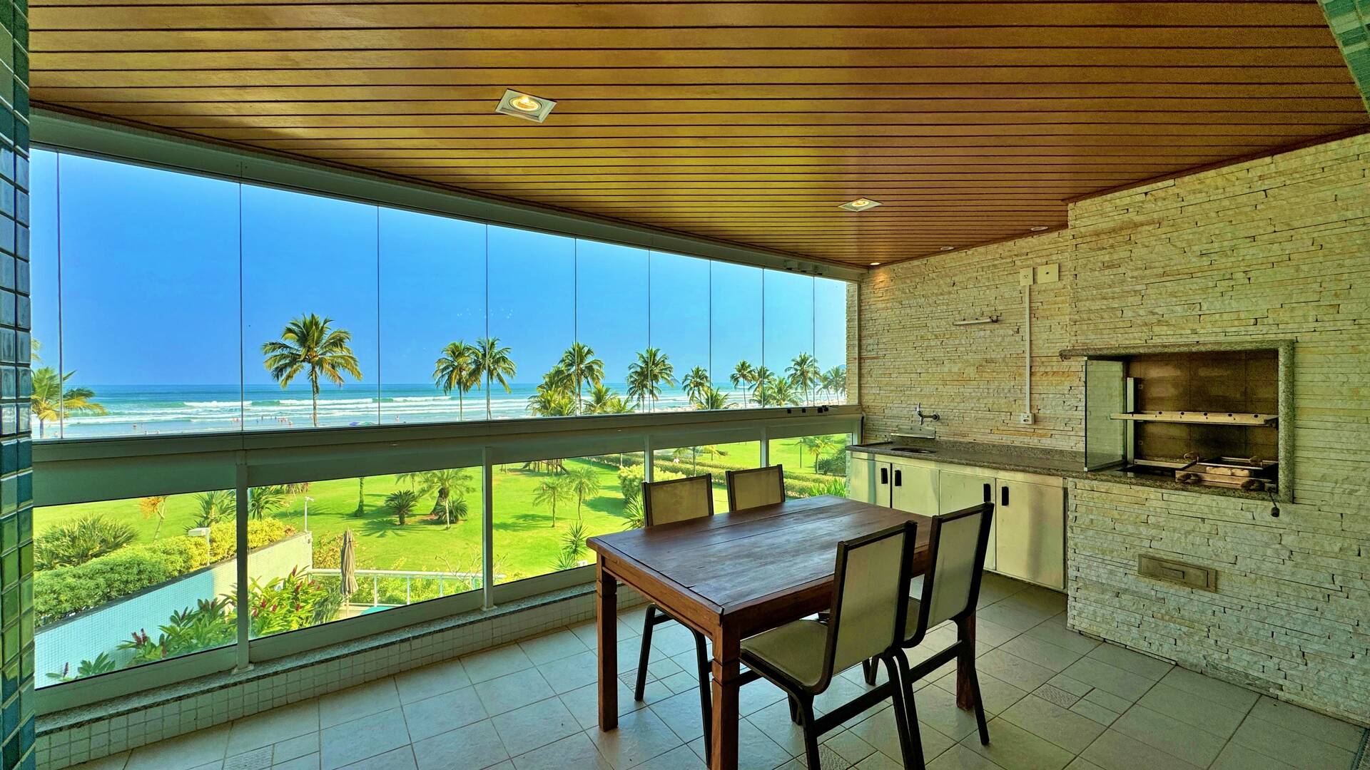 Apartamento com 4 dormitórios à venda, 197 m² por R$ 9.000.000,00 - Riviera