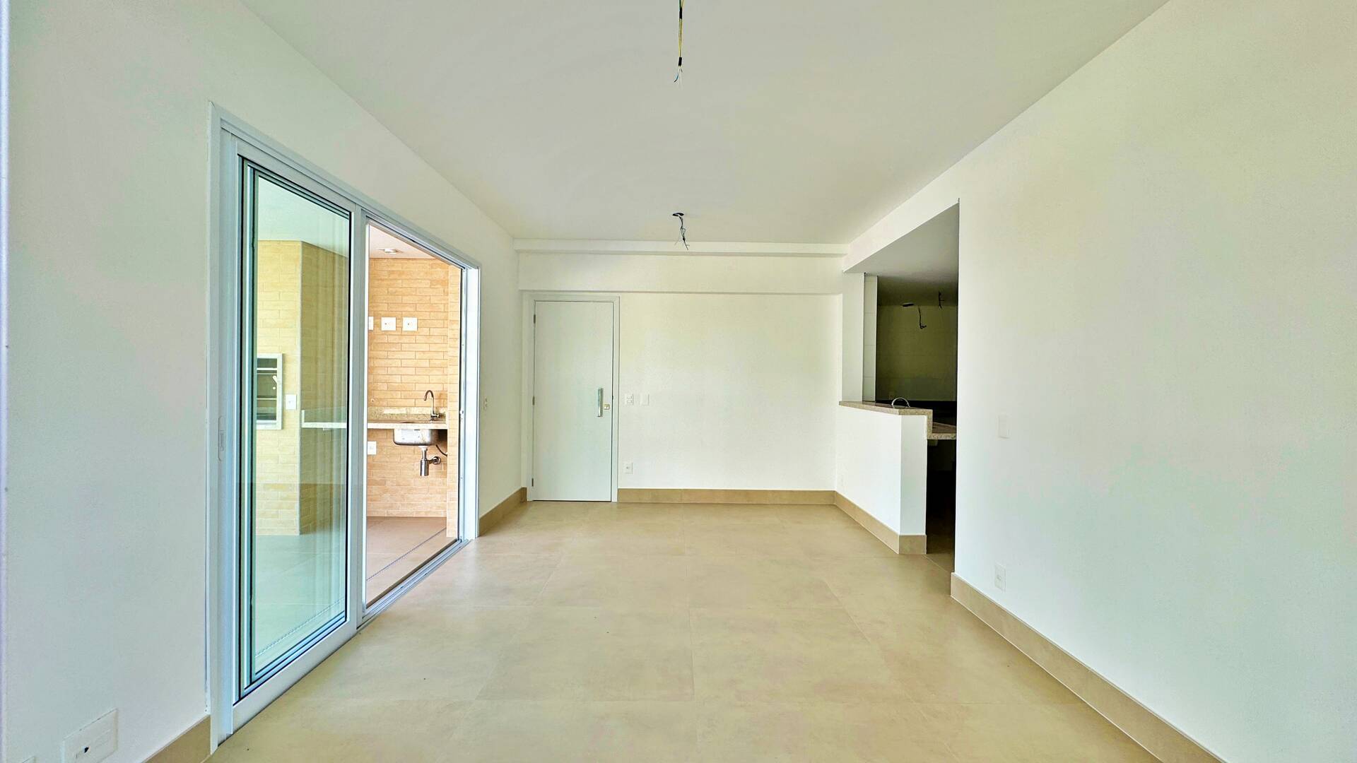 Apartamento com 3 dormitórios à venda, 127 m² por R$ 3.750.000,00 - Riviera