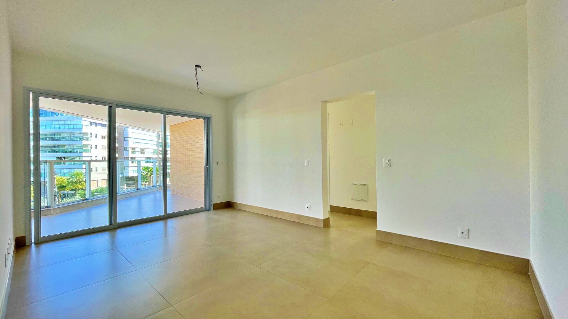 Apartamento com 3 dormitórios à venda, 134 m² por R$ 3.980.000,00 - Riviera