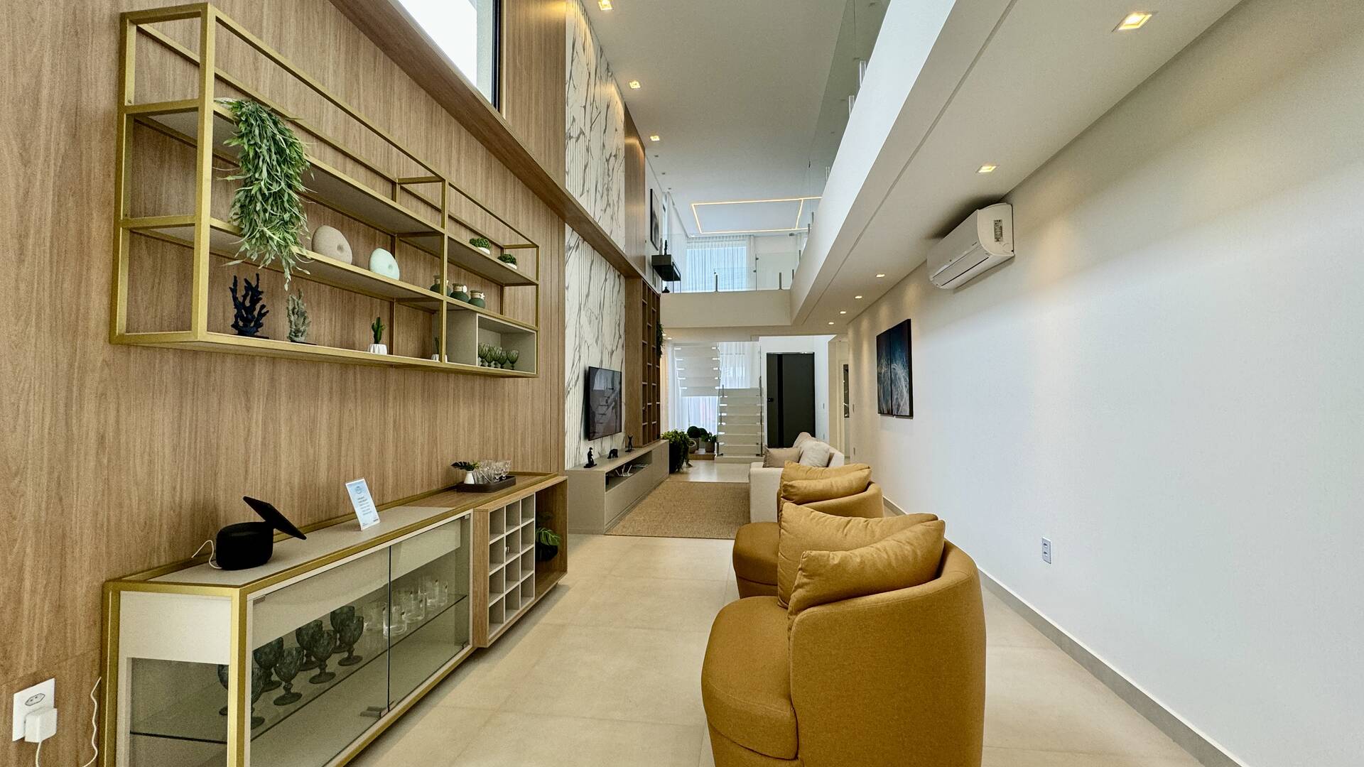 Casa, 5 quartos, 370 m² - Foto 2