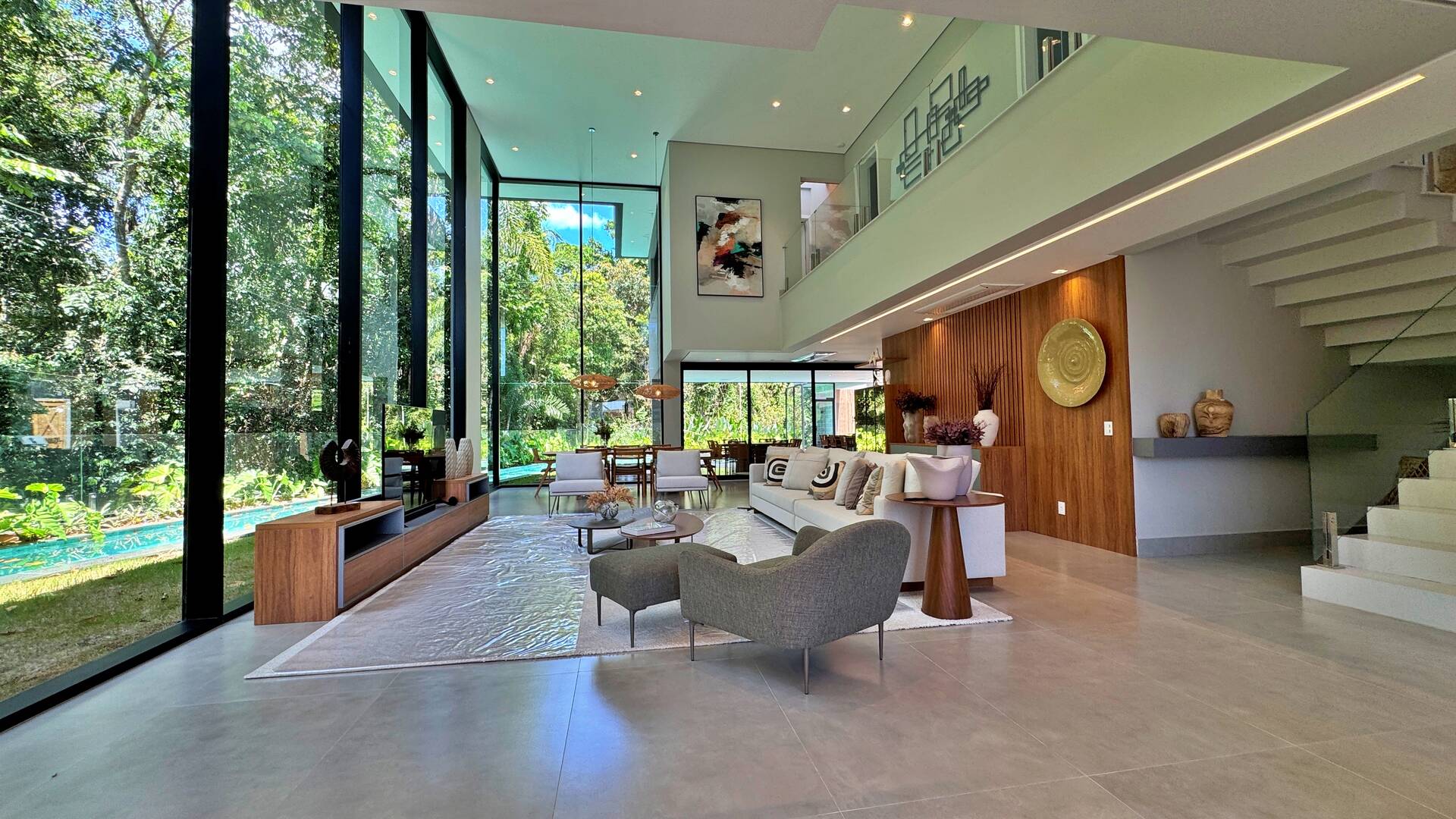 Casa à venda com 6 quartos, 650m² - Foto 4