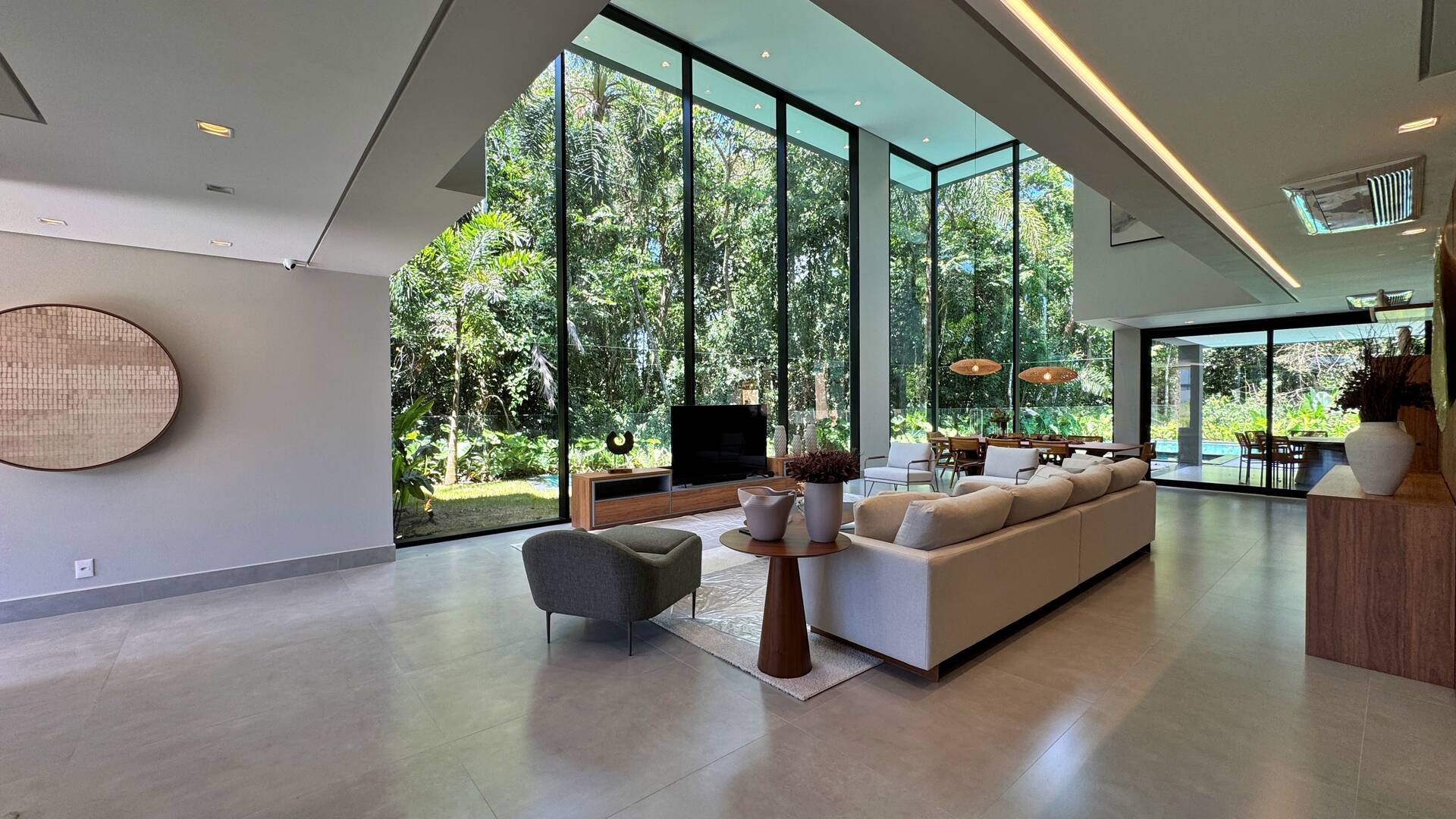 Casa à venda com 6 quartos, 650m² - Foto 5