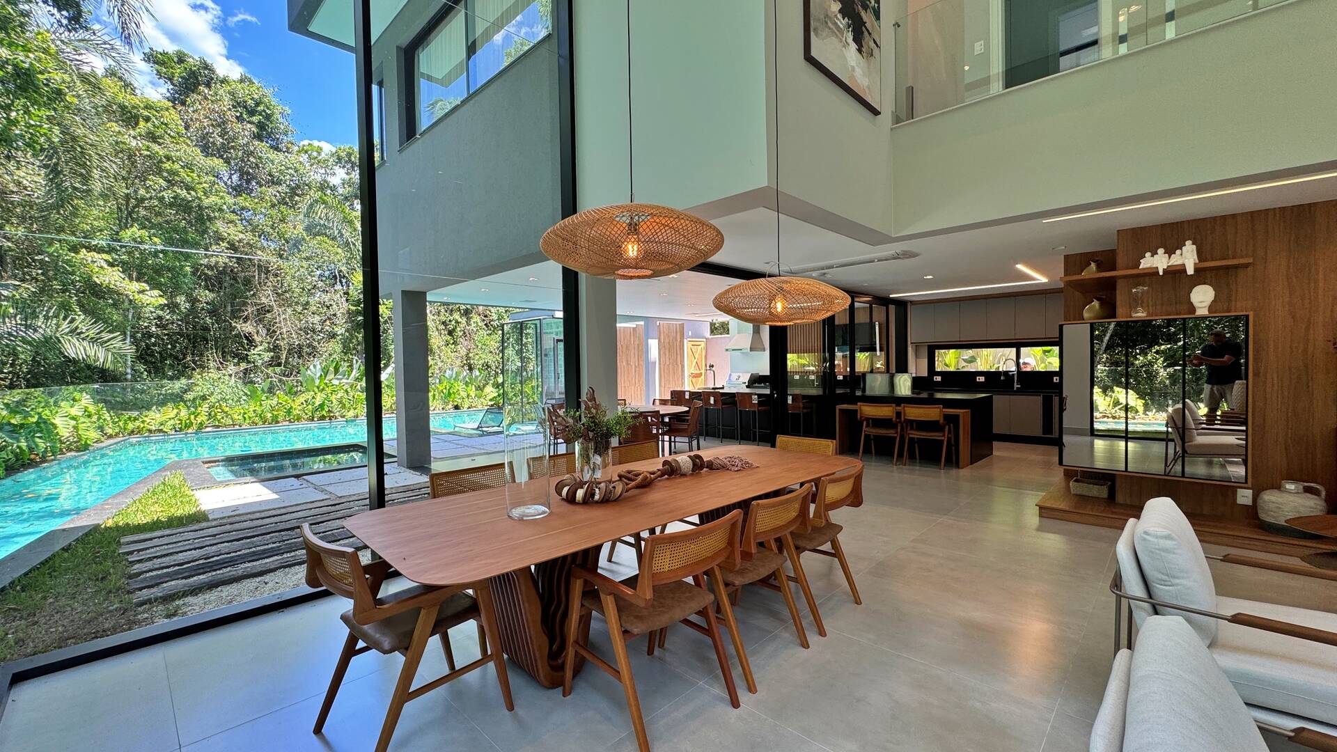 Casa à venda com 6 quartos, 650m² - Foto 3