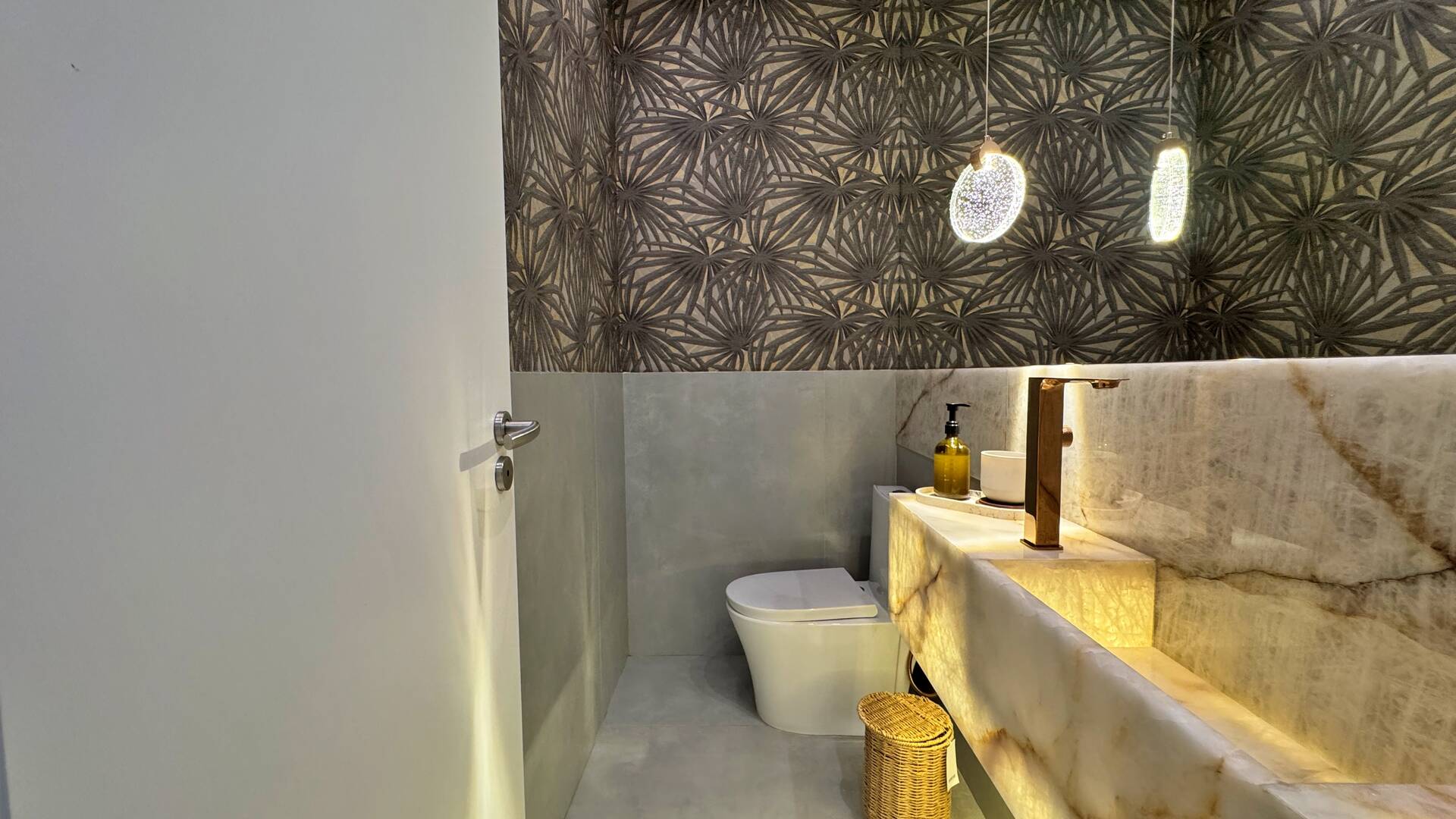Casa à venda com 6 quartos, 650m² - Foto 18