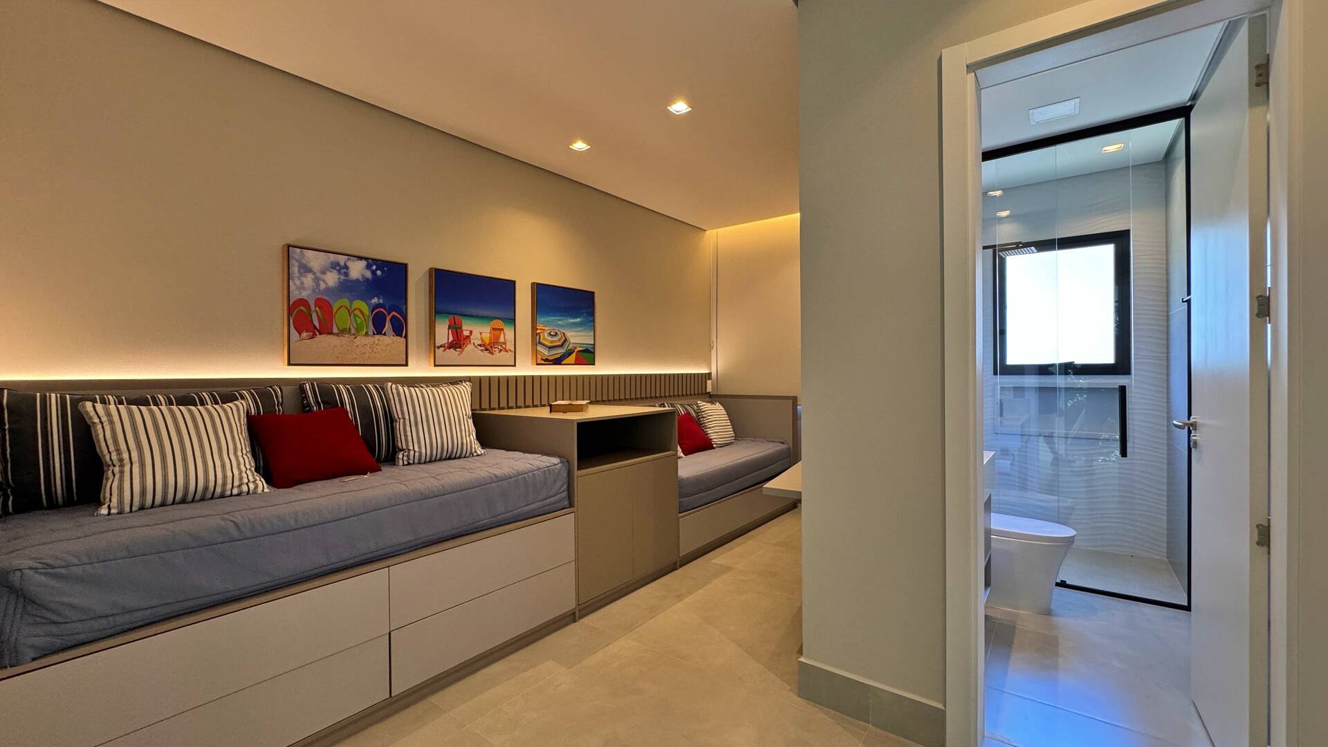 Casa à venda com 6 quartos, 650m² - Foto 25