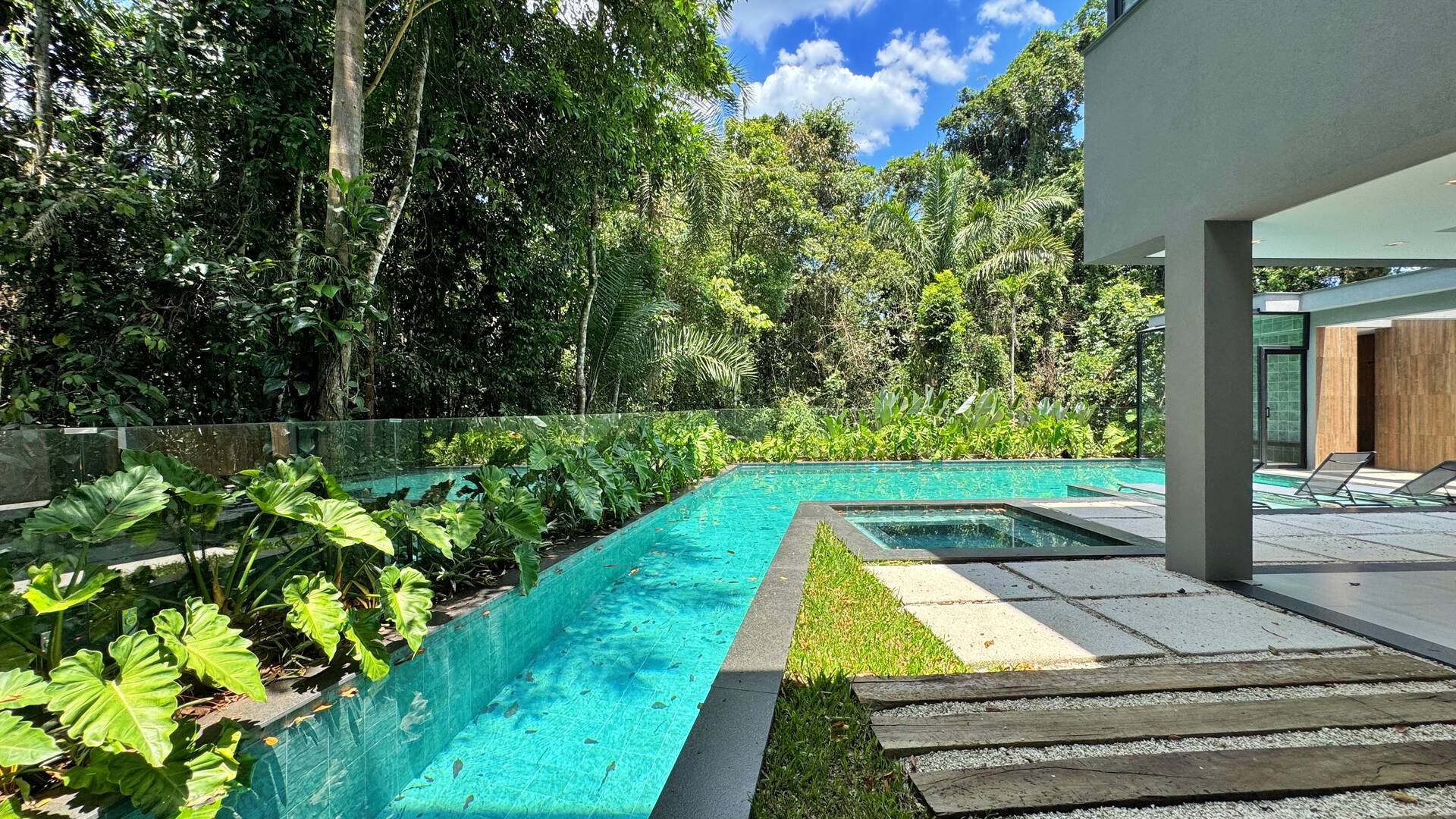 Casa à venda com 6 quartos, 650m² - Foto 34