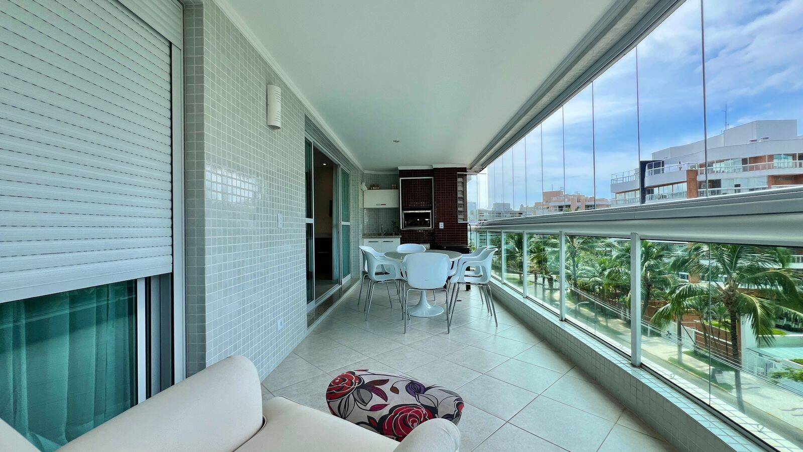 Apartamento com 3 dormitórios à venda, 124 m² por R$ 3.100.000,00 - Riviera