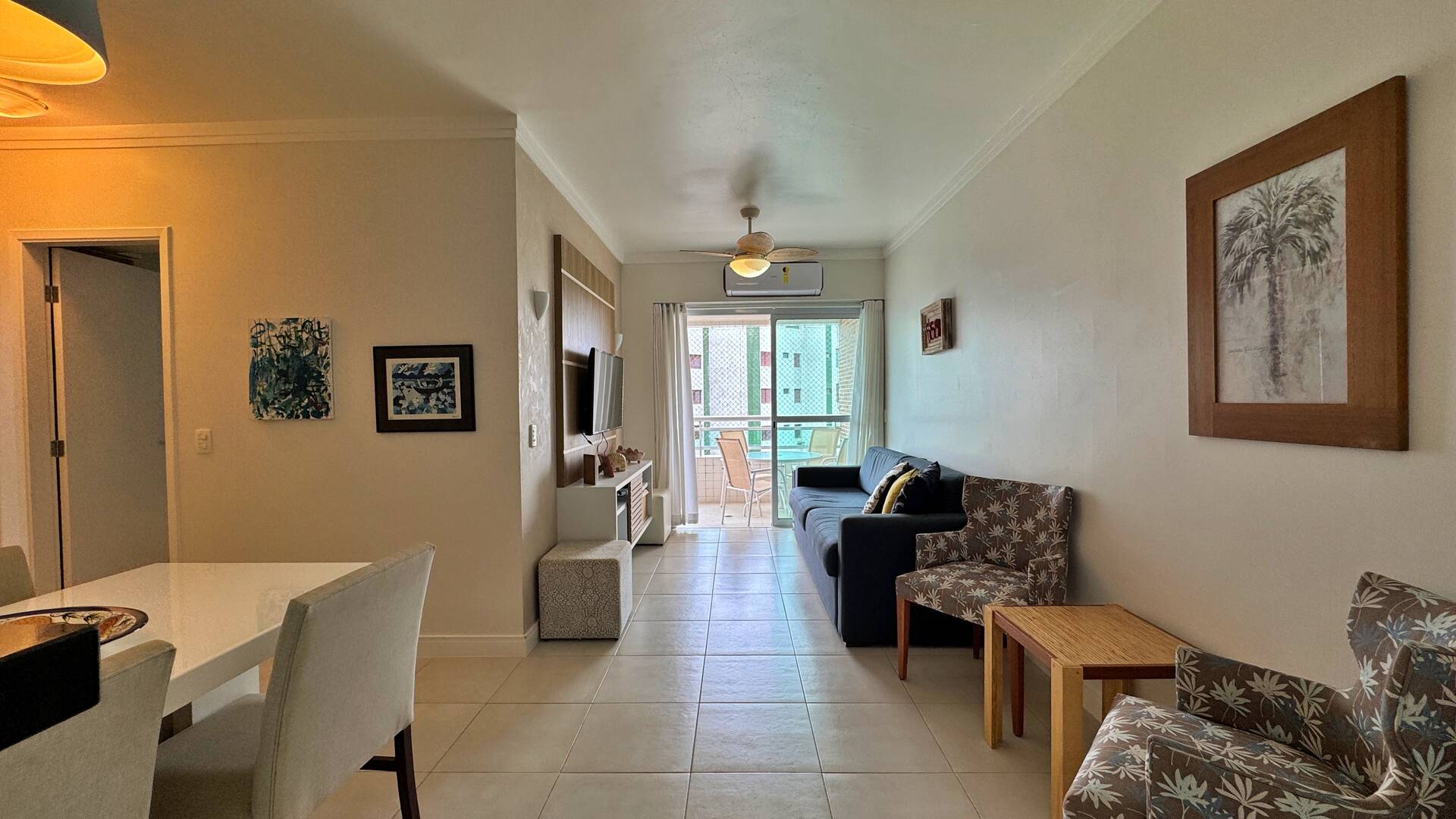 Apartamento com 2 dormitórios à venda, 76 m² por R$ 1.800.000,00 - Riviera