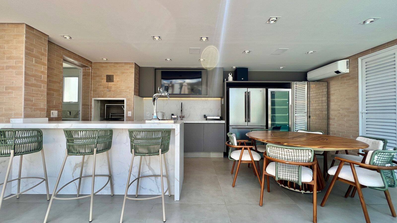 Cobertura, 4 quartos, 319 m² - Foto 2