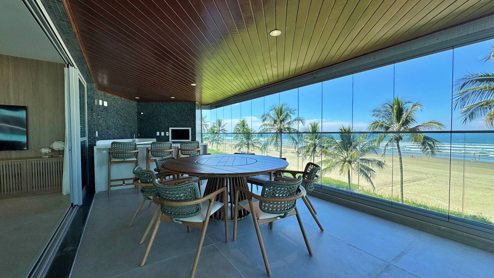 Apartamento à venda com 5 quartos, 252m² - Foto 15