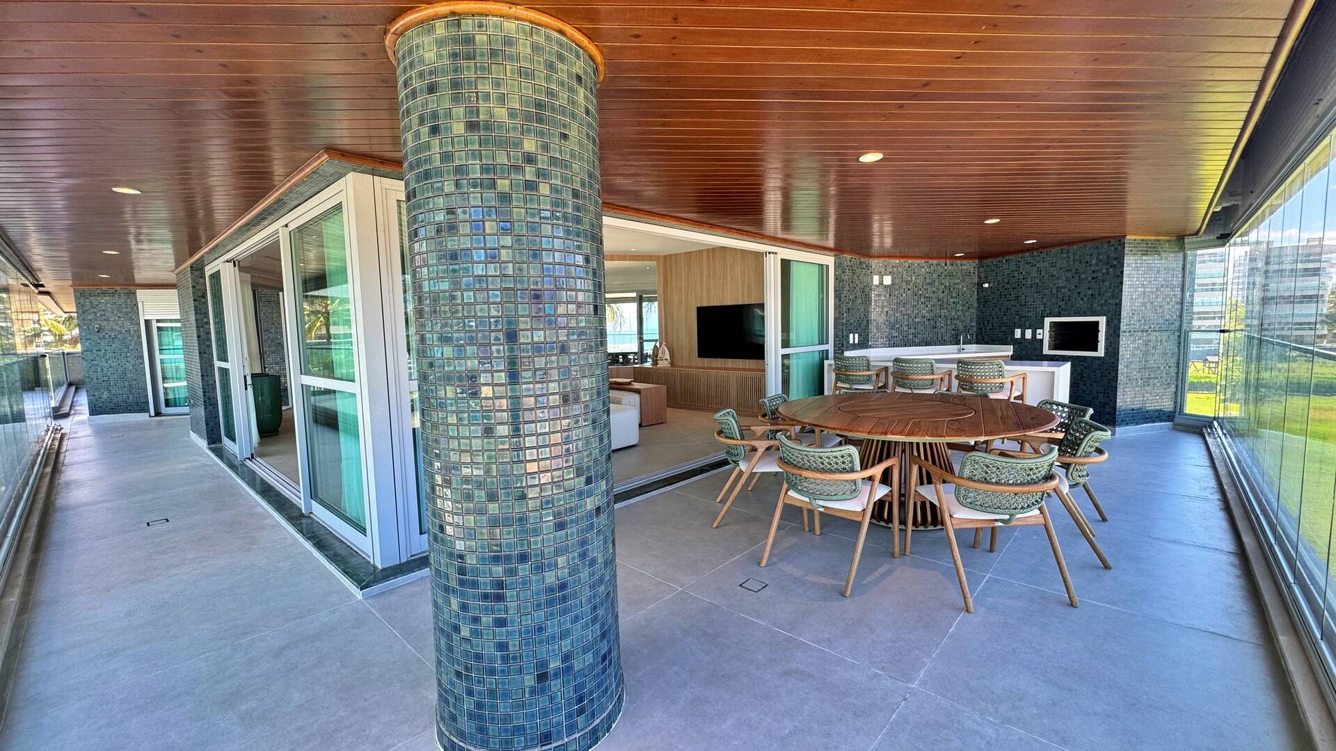 Apartamento à venda com 5 quartos, 252m² - Foto 16