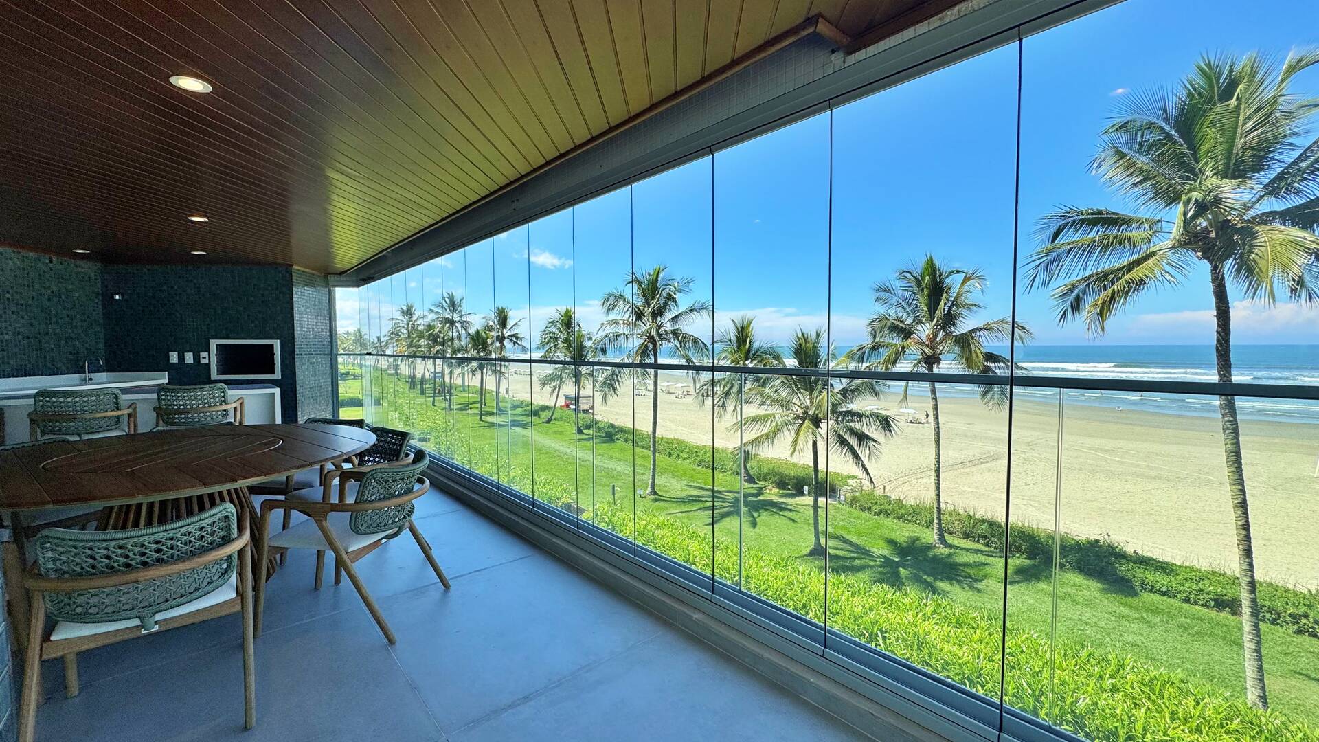 Apartamento à venda com 5 quartos, 252m² - Foto 1