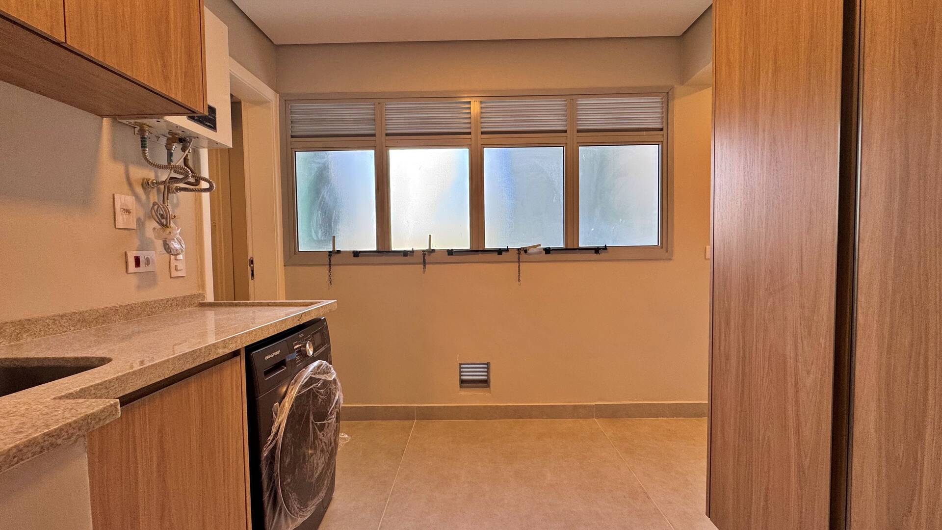 Apartamento à venda com 5 quartos, 252m² - Foto 26