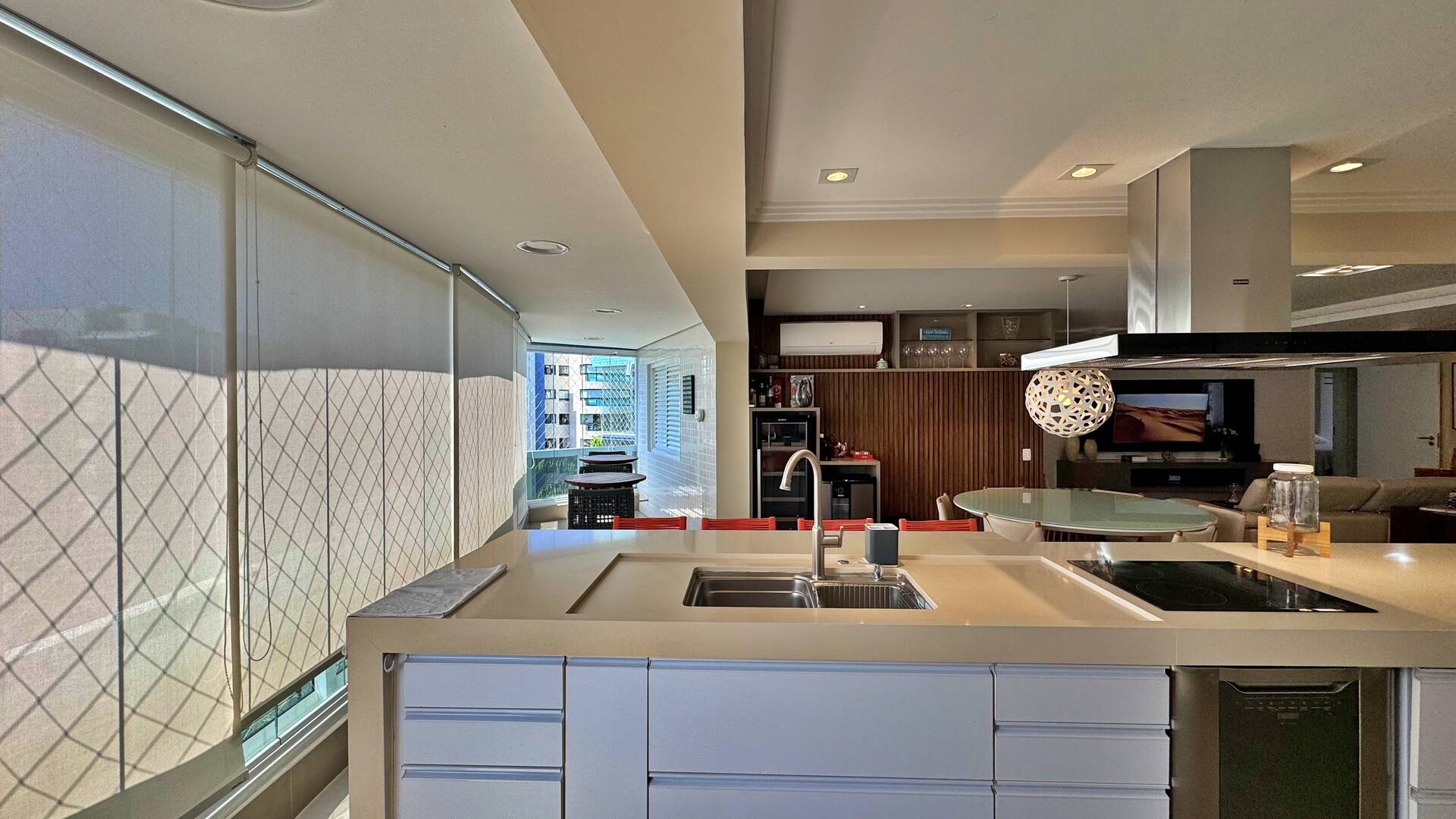 Apartamento à venda com 5 quartos, 244m² - Foto 3