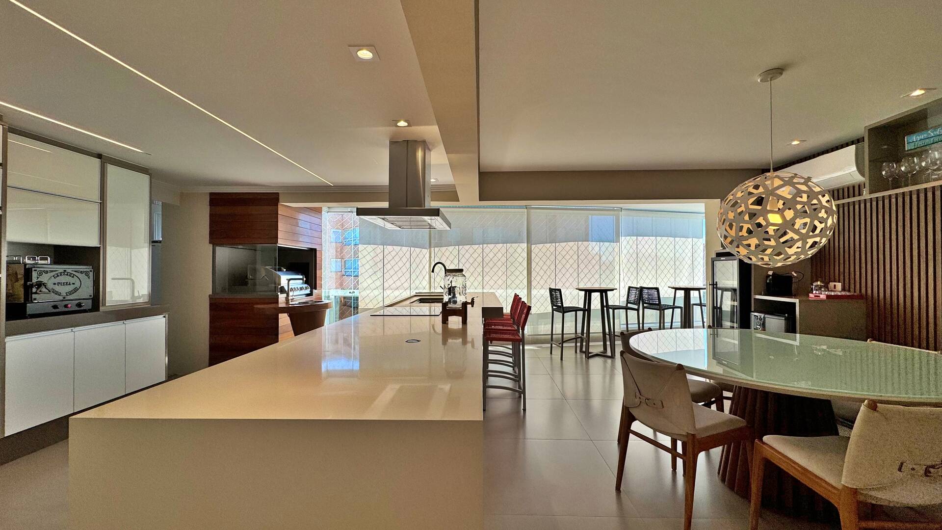 Apartamento à venda com 5 quartos, 244m² - Foto 6