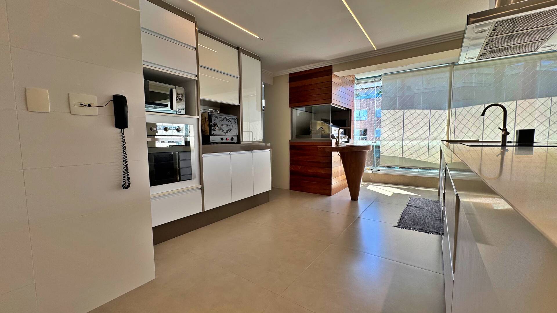 Apartamento à venda com 5 quartos, 244m² - Foto 41