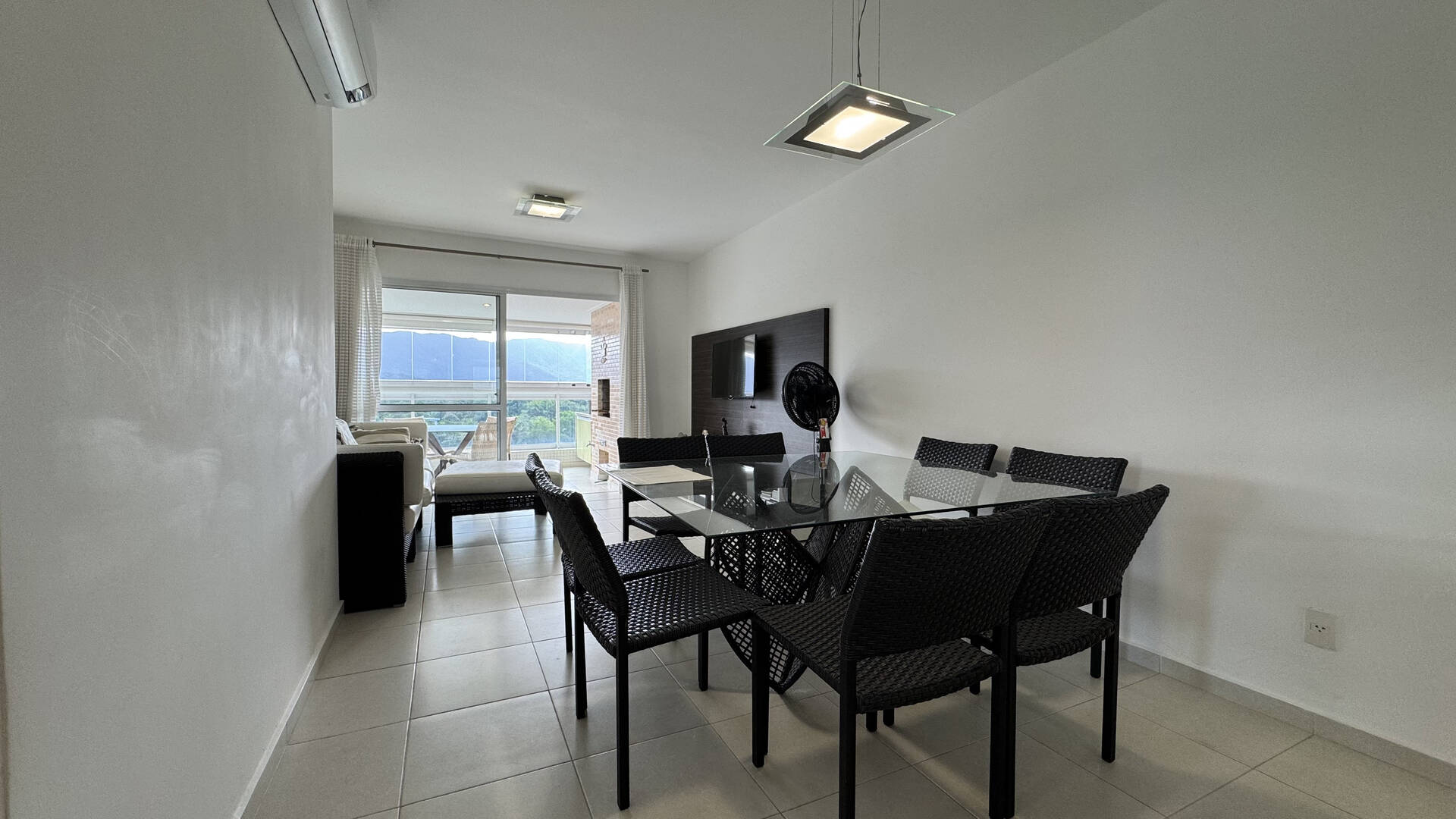Apartamento com 3 dormitórios à venda, 121 m² por R$ 3.000.000,00 - Riviera