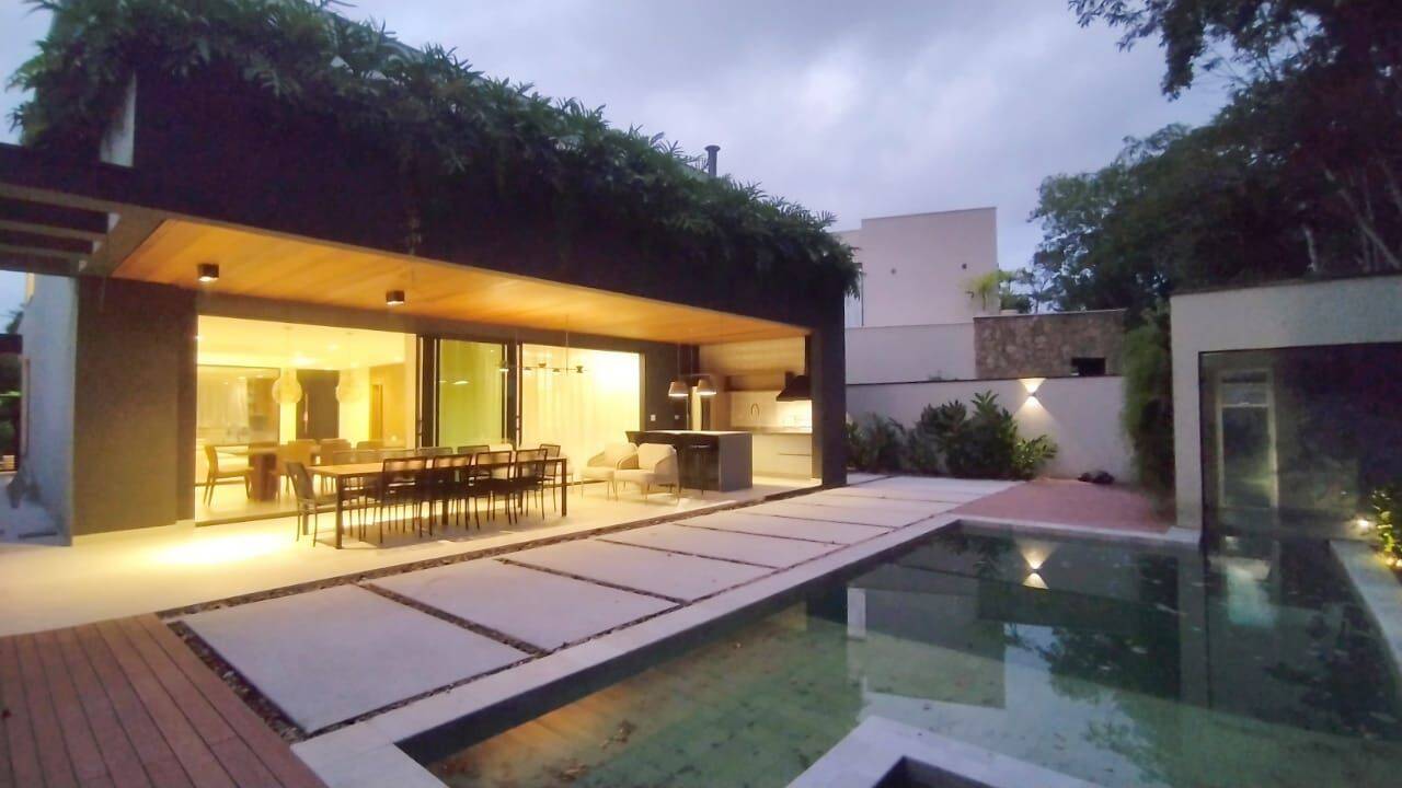 Casa com 5 dormitórios à venda, 434 m² por R$ 11.300.000,00 - Riviera M-16