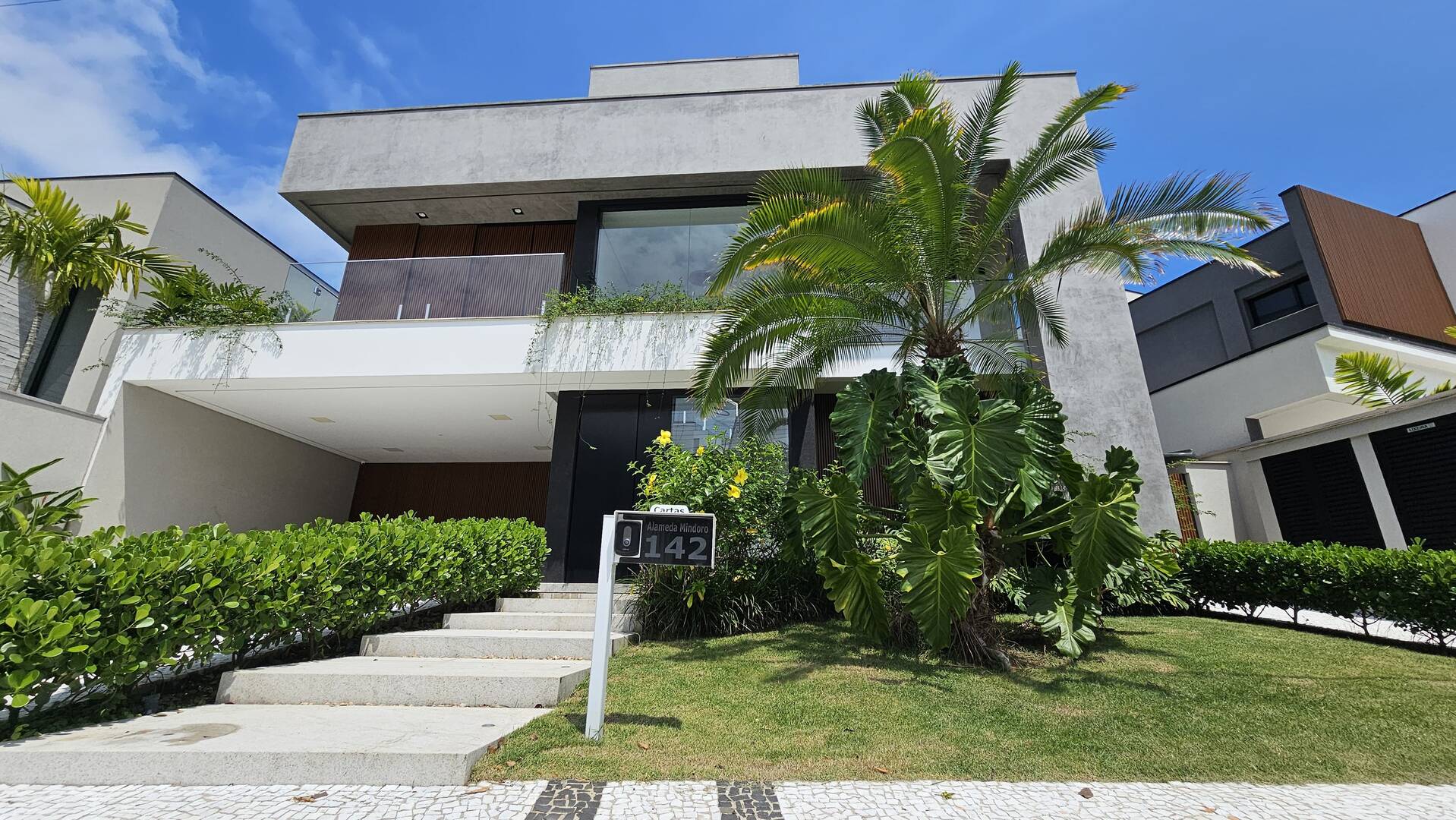 Casa com 6 dormitórios à venda, 487 m² por R$ 6.500.000,00 - Riviera