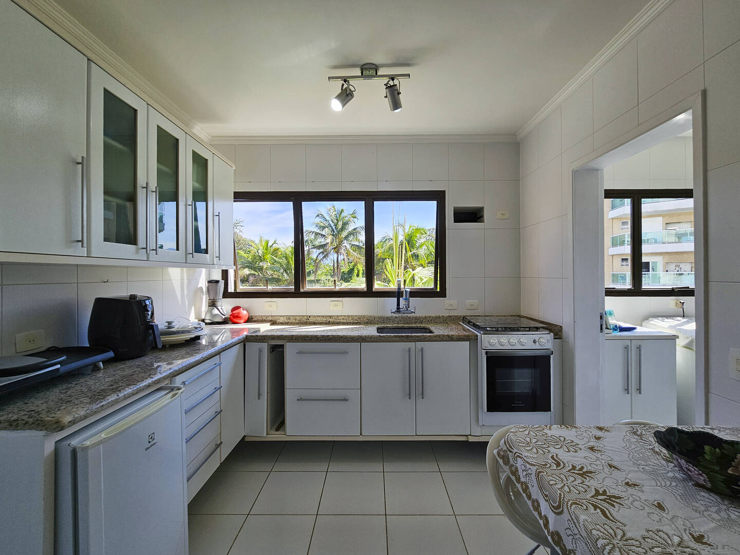 Apartamento à venda com 3 quartos, 117m² - Foto 7