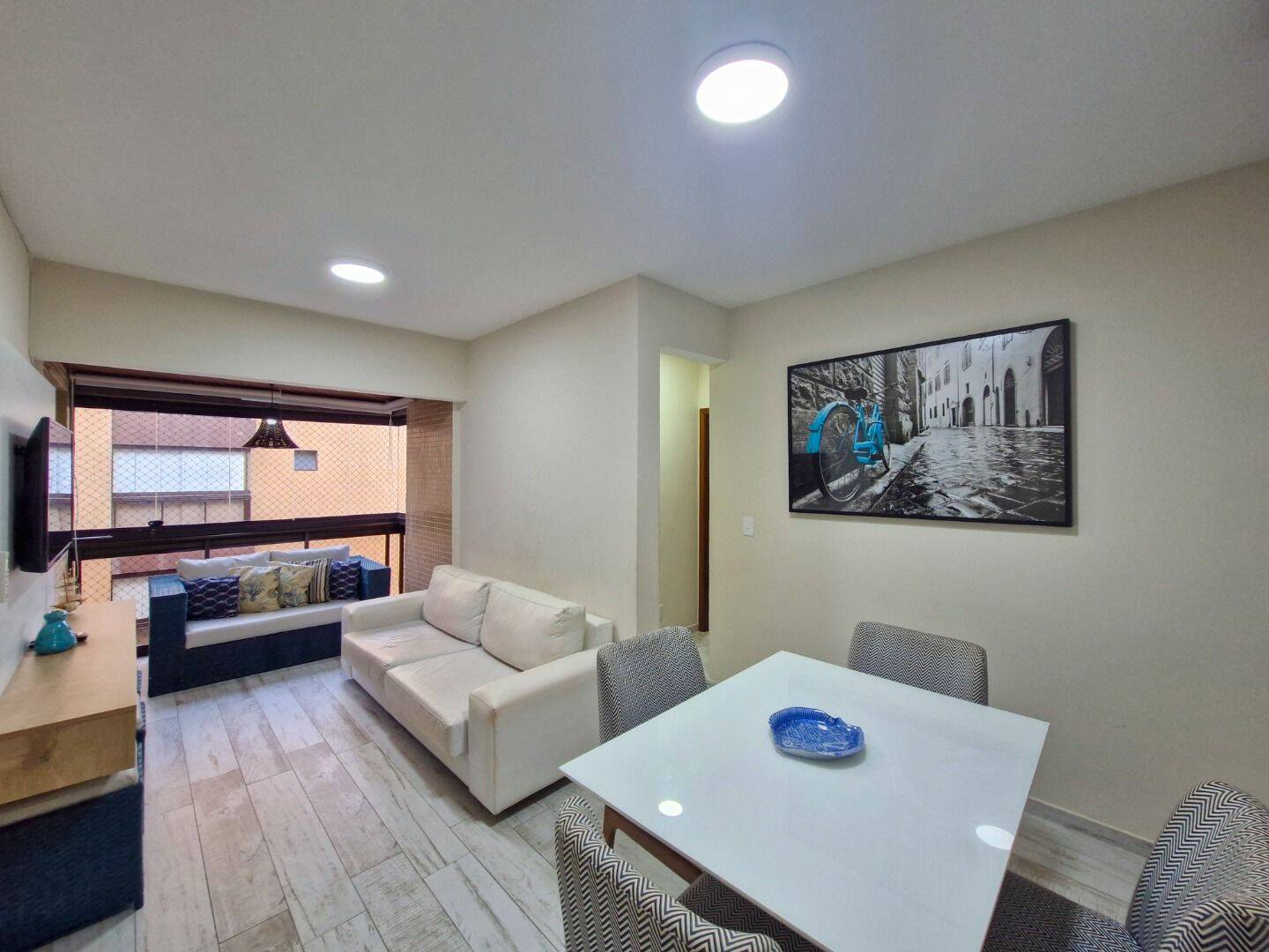 Apartamento à venda com 2 quartos, 60m² - Foto 3