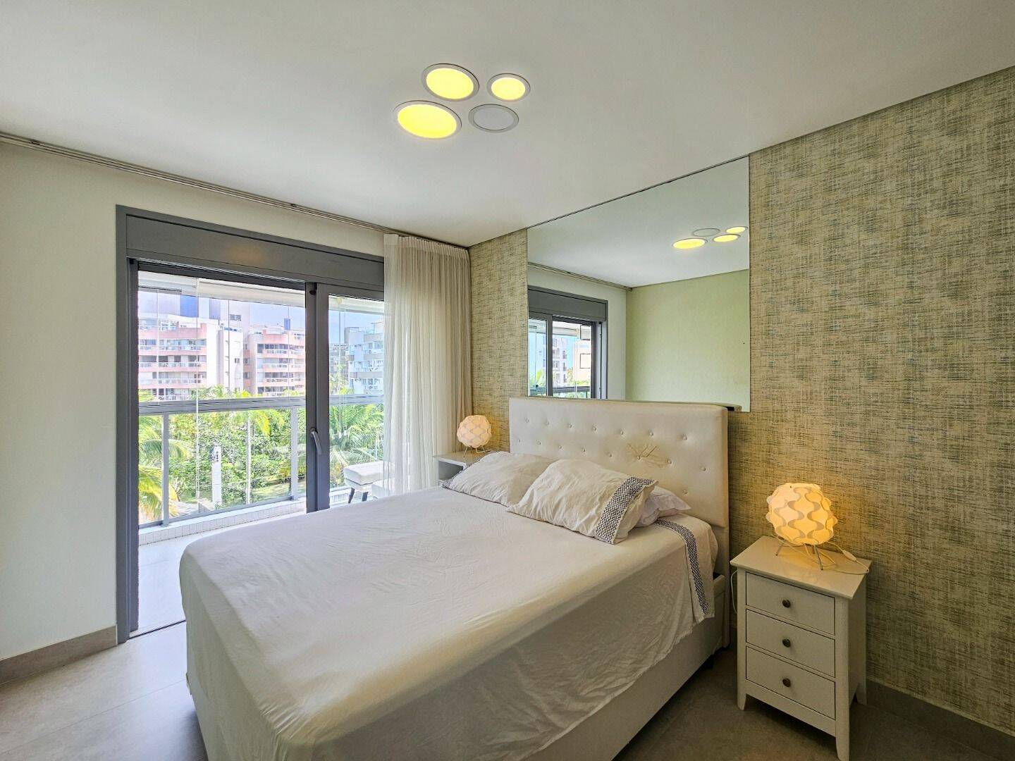 Apartamento à venda com 2 quartos, 90m² - Foto 11