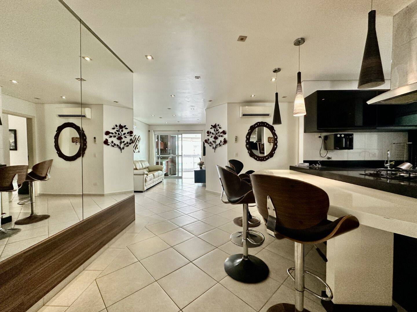 Apartamento à venda com 3 quartos, 124m² - Foto 4