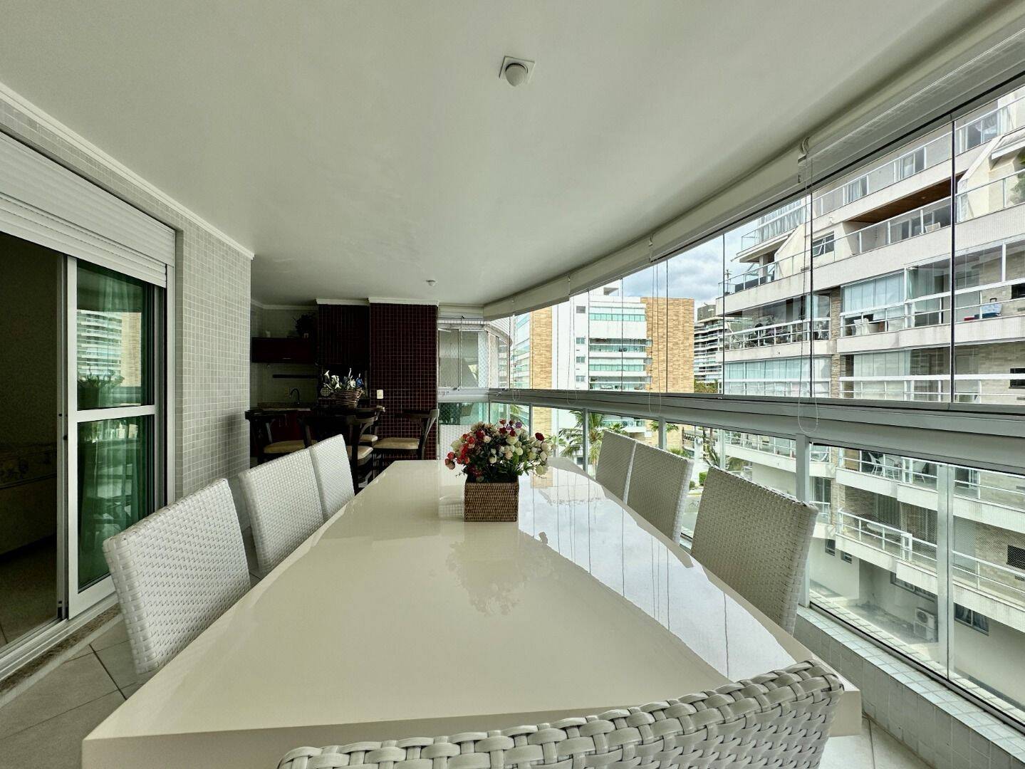 Apartamento à venda com 3 quartos, 124m² - Foto 8