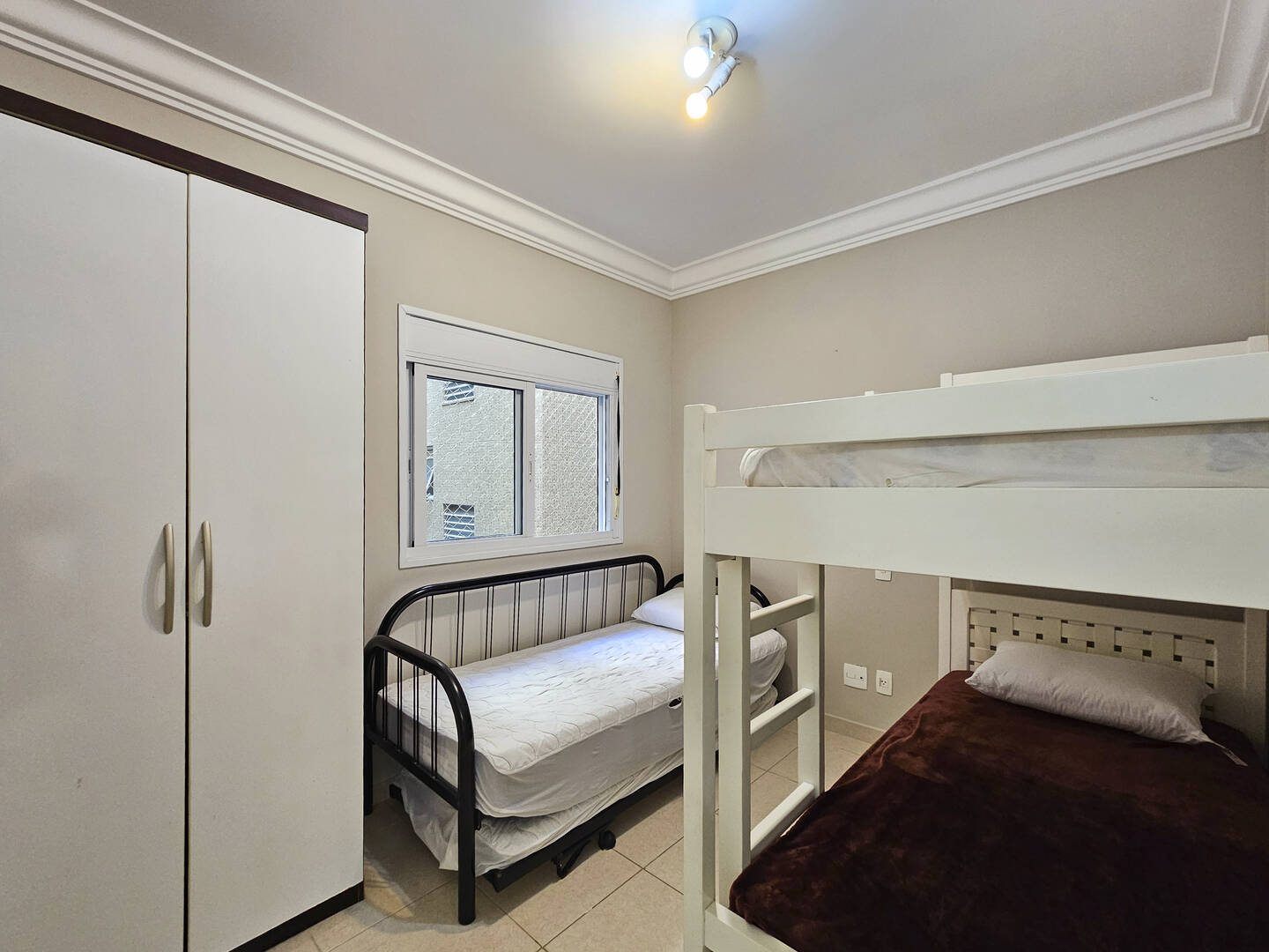 Apartamento à venda com 3 quartos, 90m² - Foto 10