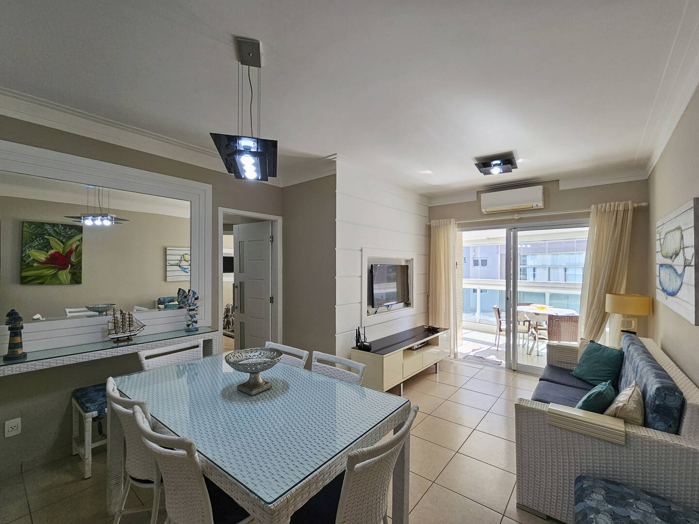 Apartamento à venda com 3 quartos, 90m² - Foto 1